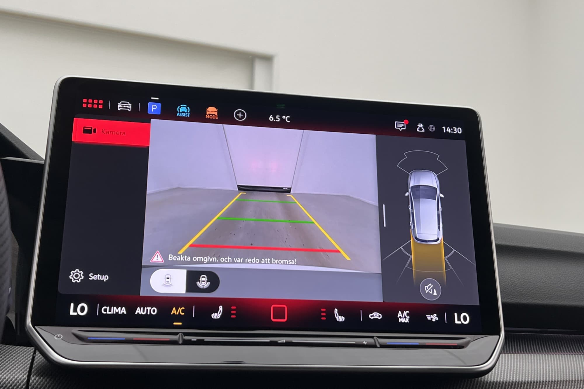 Volkswagen Golf GTI 265hk Cockpit Kamera Ambient CarPlay