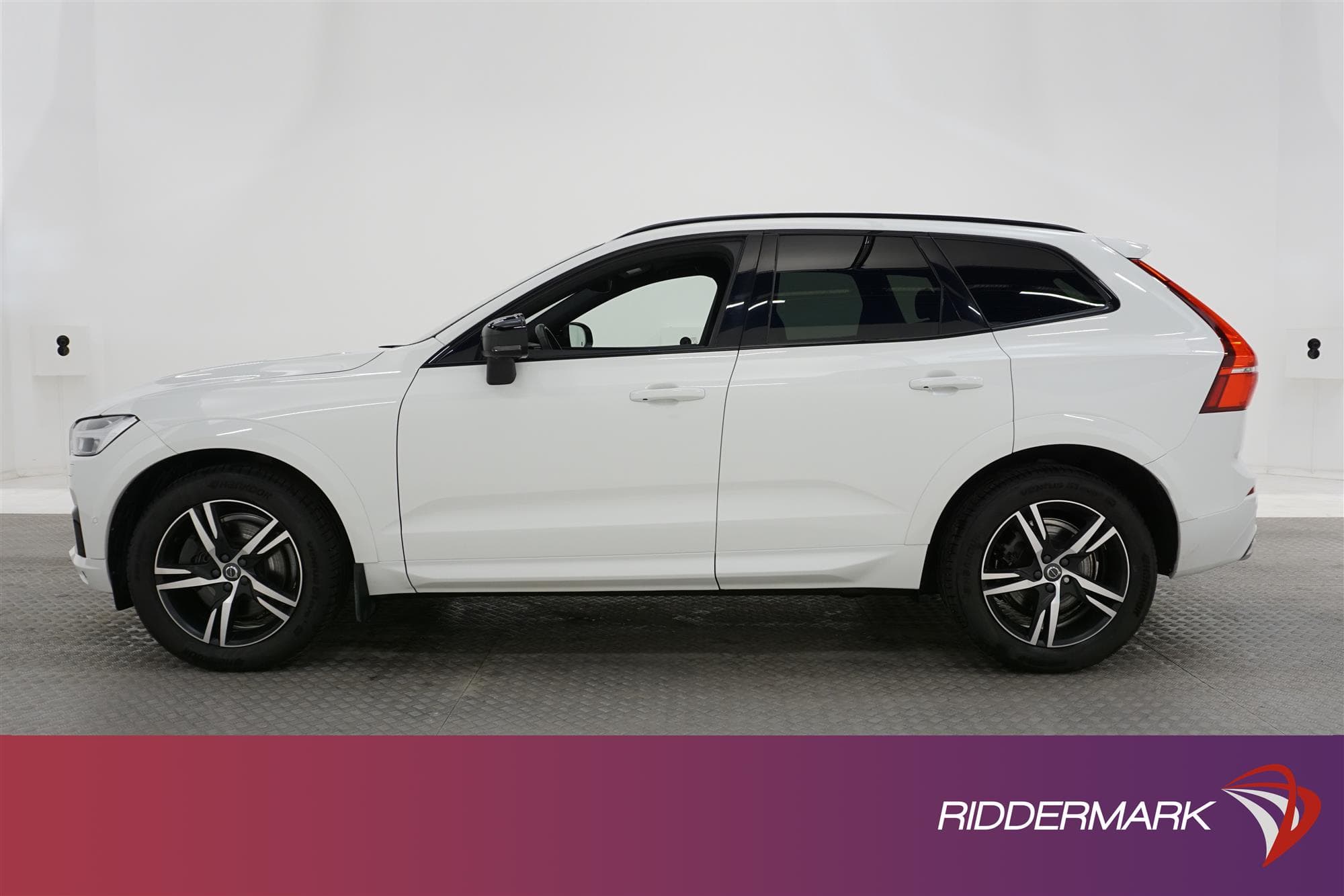 Volvo XC60 T5 250hk AWD R-Design P-Värm Navi B-Kam VoC H/Kexteriör