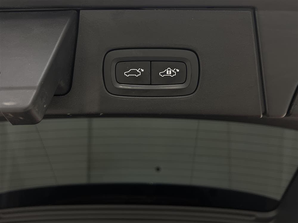 Volvo V90 Cross Country D4 AWD Pro Pano D-Värme VOC Skinninteriör