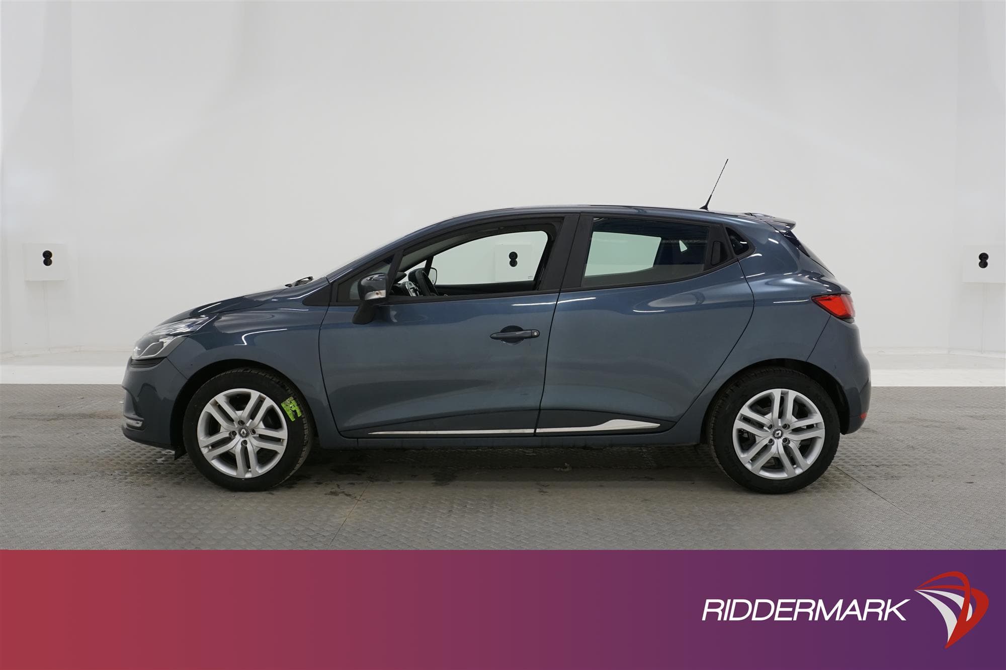 Renault Clio 1.2 73hk