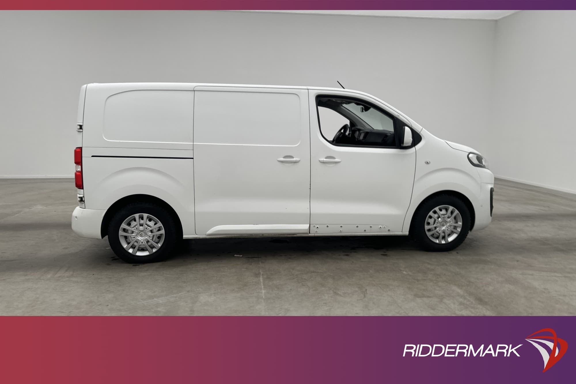 Citroën Jumpy L2 1.6HDi Värmare Drag Kamera 3-Sits V-inredd