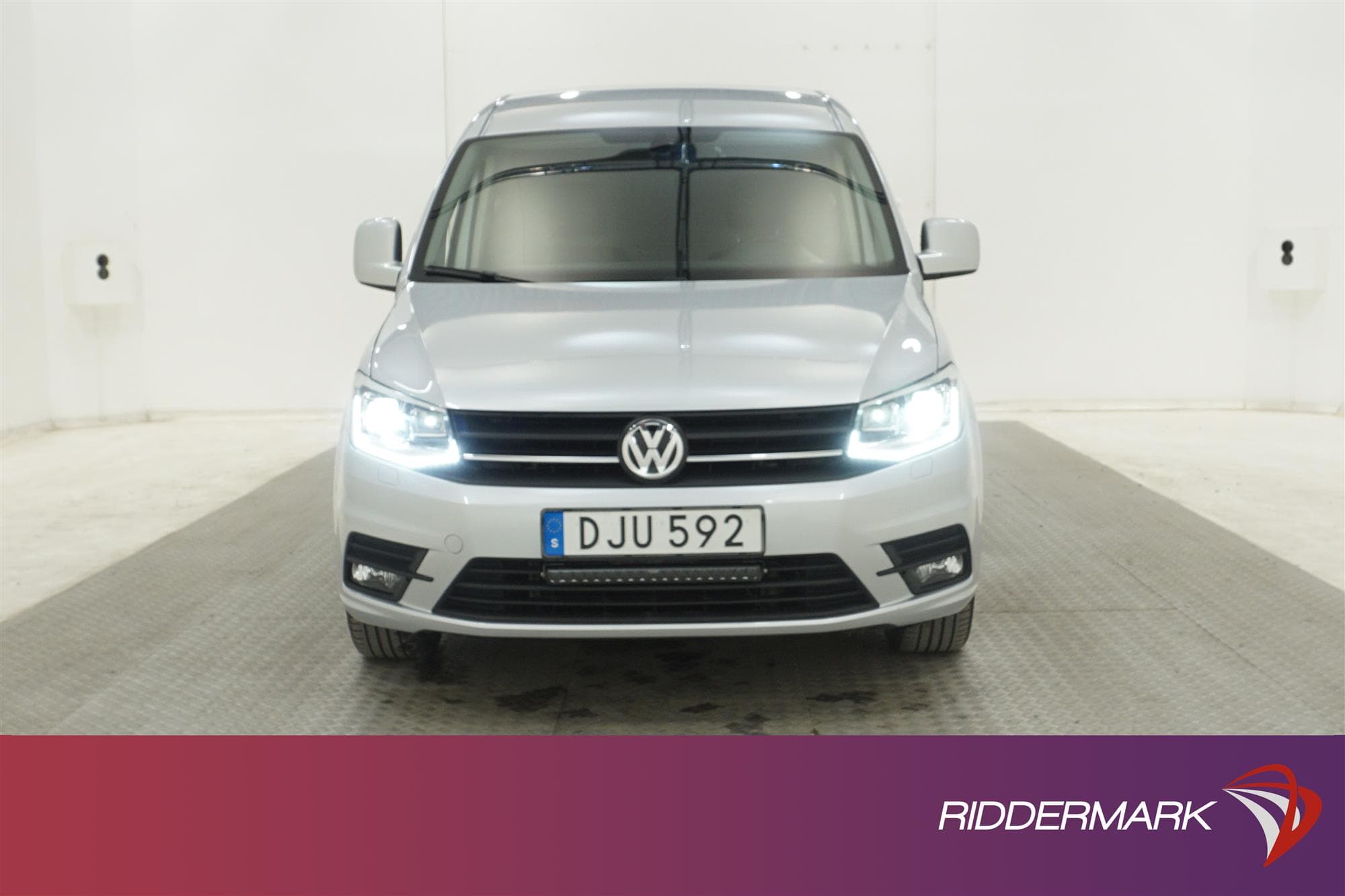 Volkswagen Caddy Maxi 2.0TDI Automat Drag Värmare Moms