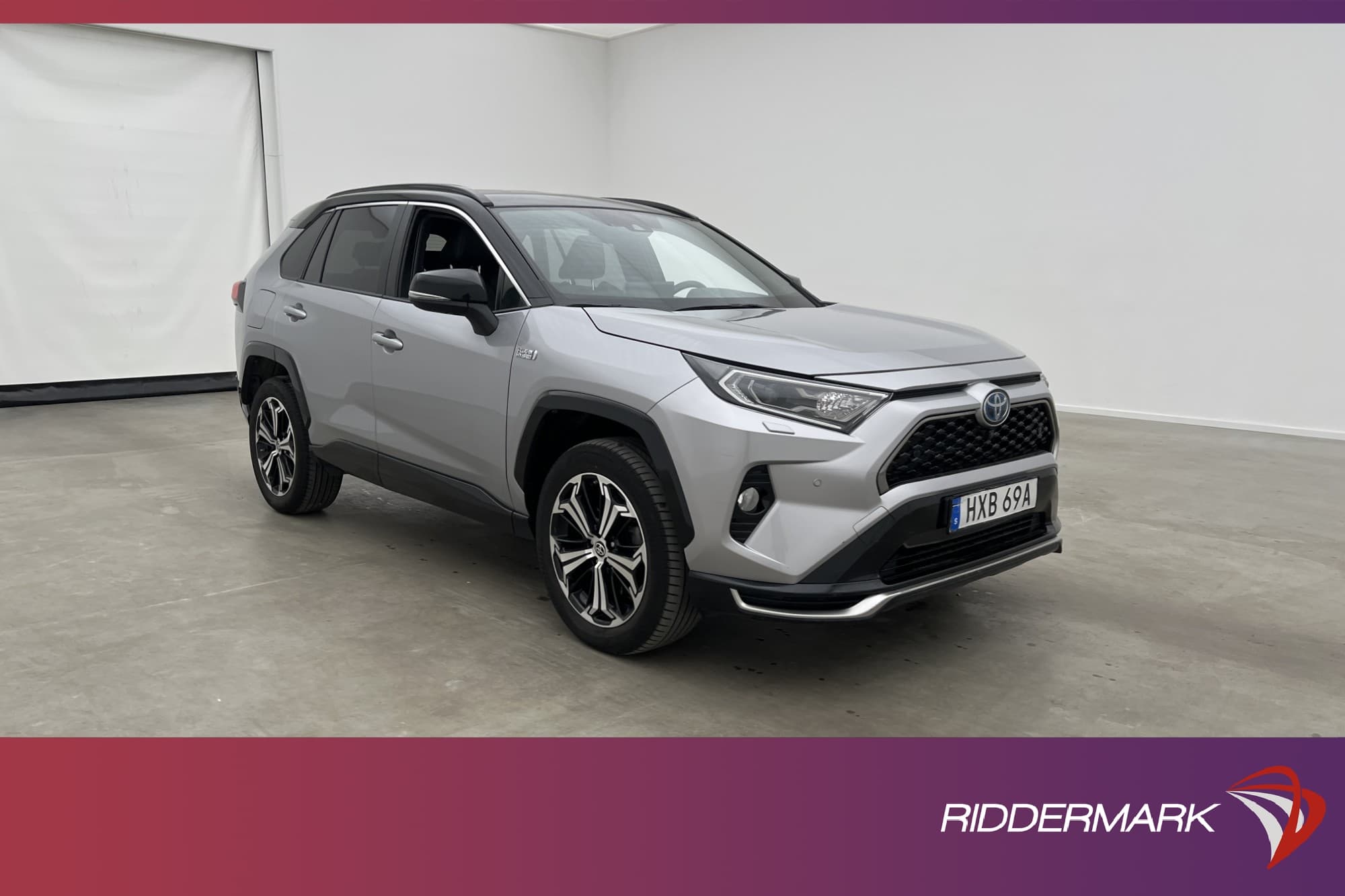 Toyota RAV4 Plug-in AWD 306hk Premium Skinn JBL Head Up MOMS