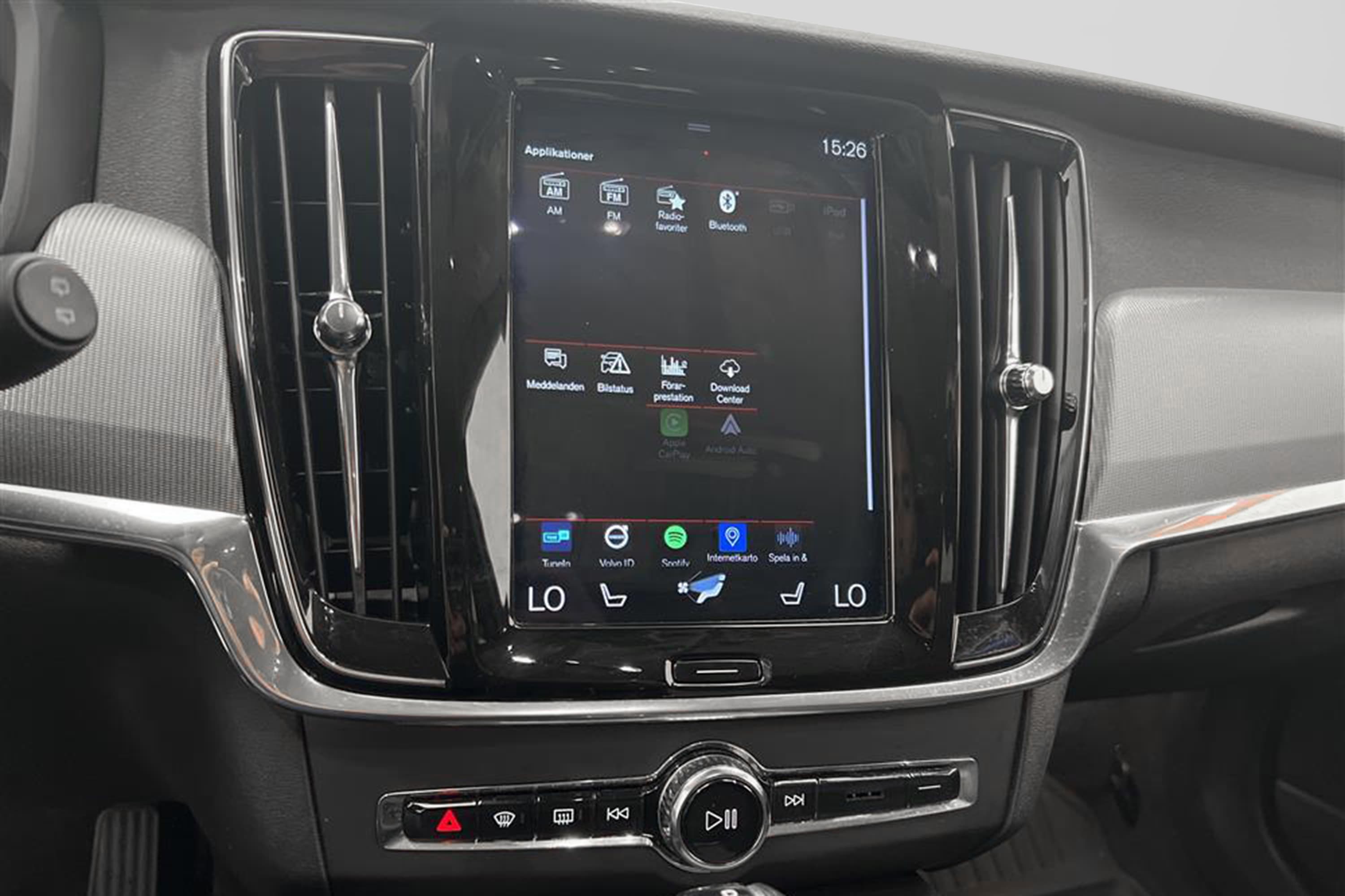 Volvo V90 D4 Cross Country AWD 190hk VOC Värmare Kamera Draginteriör