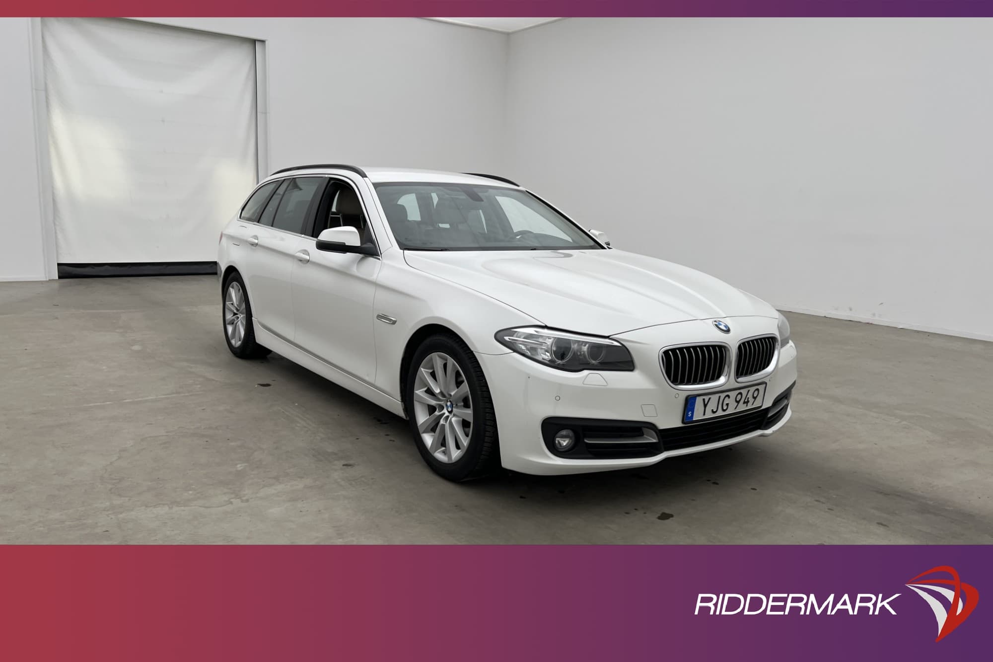BMW 520d xDrive Touring 190hk Dragkrok Navi P-Sensorer