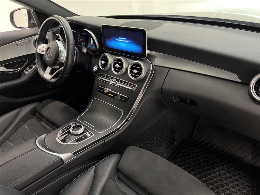 Mercedes-Benz C 220d 194hk AMG Pano Kamera Navi Drag