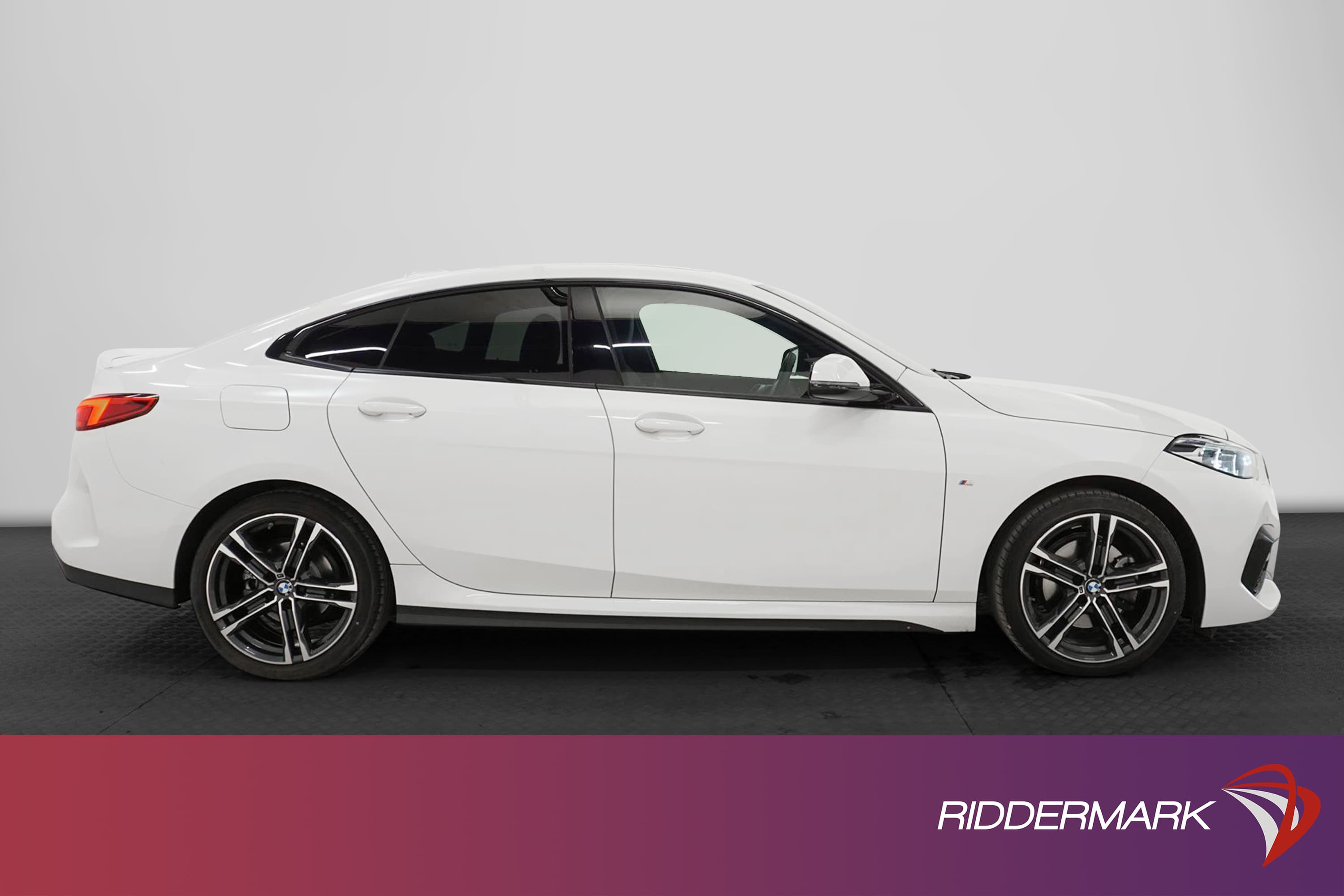 BMW 218i Gran Coupé 136hk M-Sport Pano HiFi Navi Cockpit
