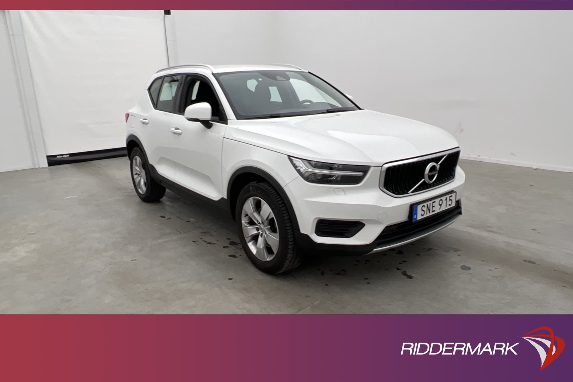 Volvo XC40 T4