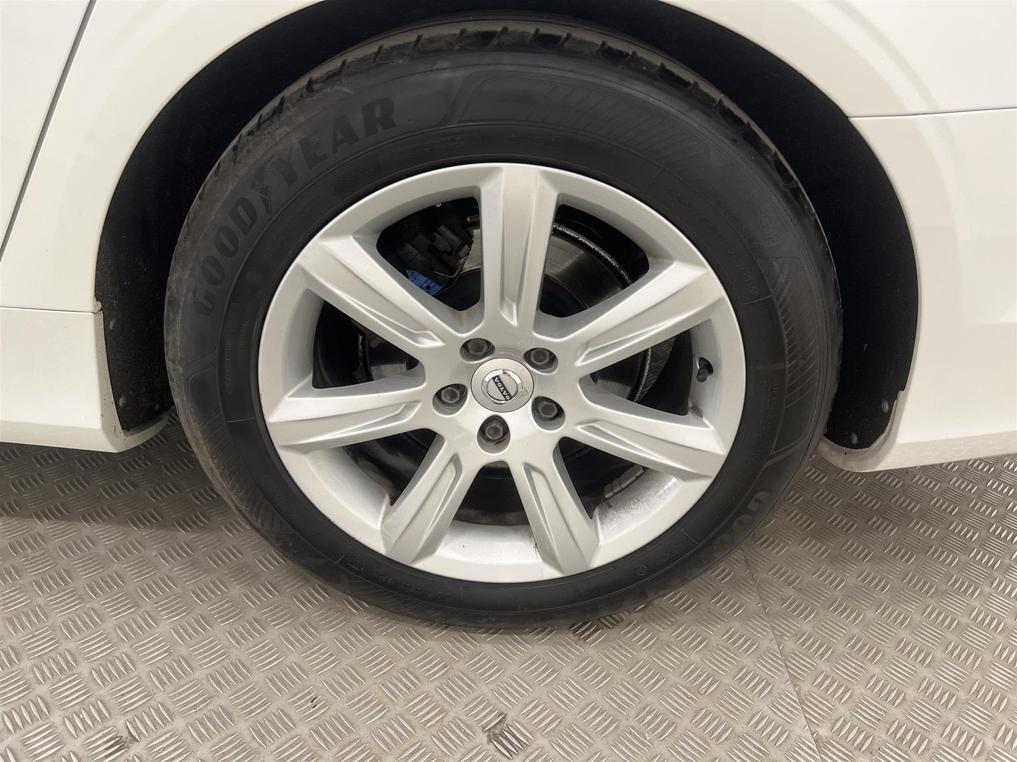 Volvo V90 D3 150hk Kinetic VOC P-värm Drag Välserv 0,64l/mil