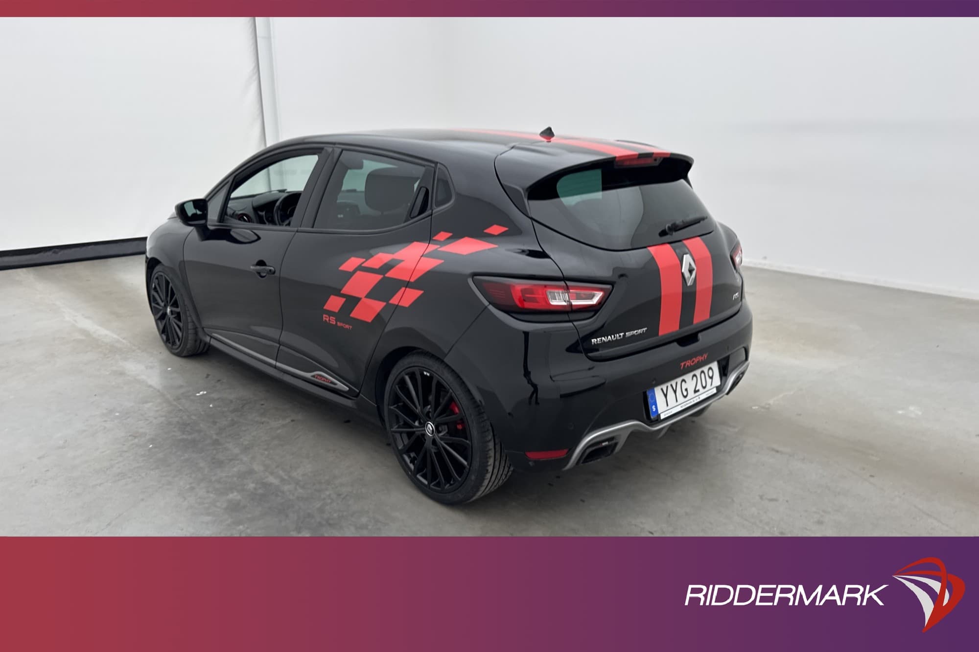 Renault Clio RS 220 Trophy 220hk