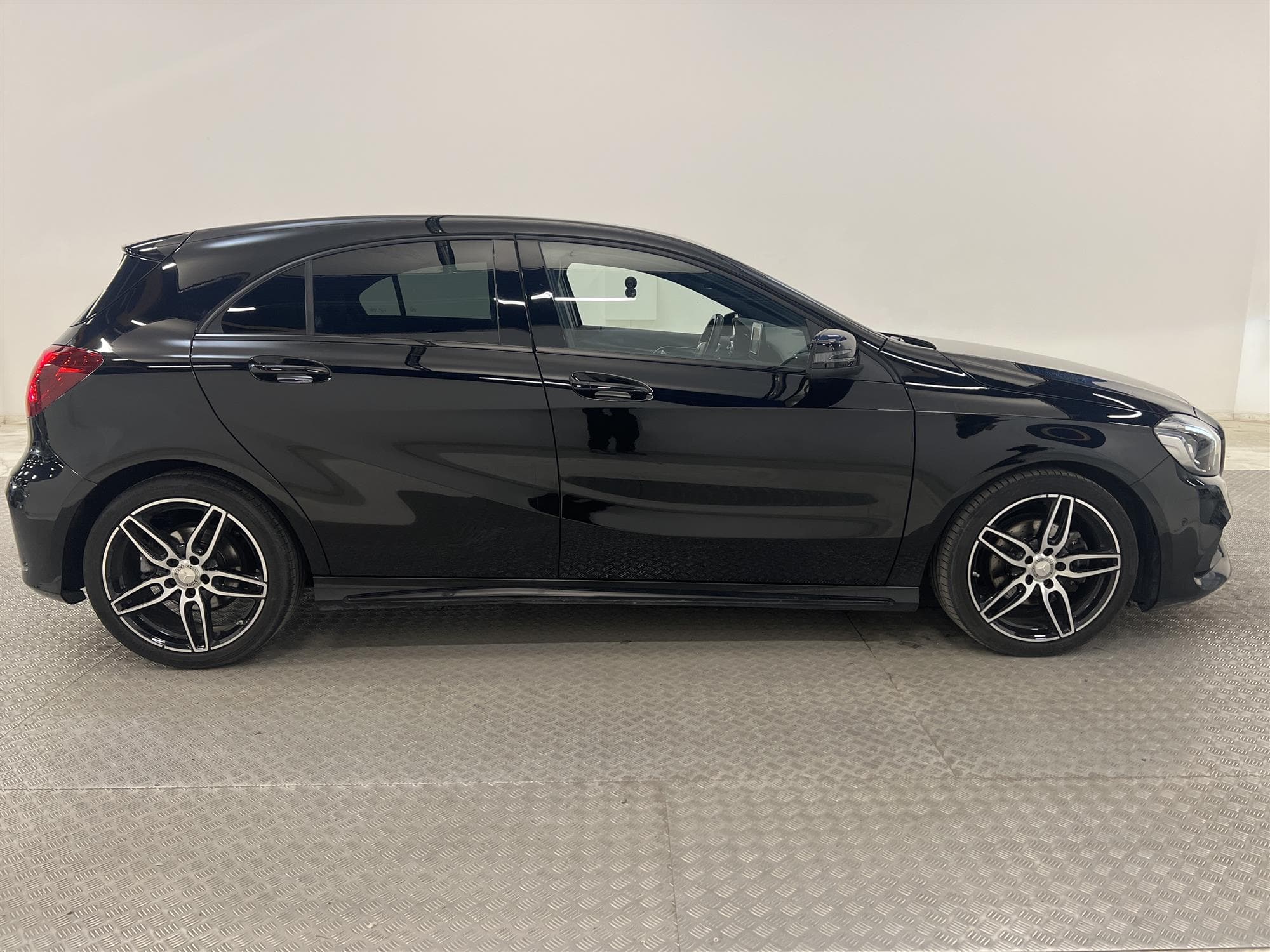Mercedes-Benz A