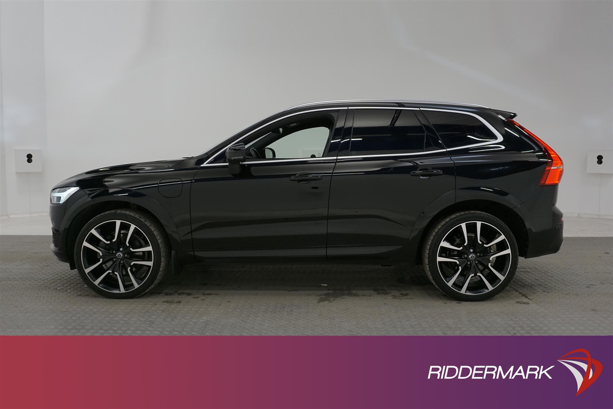 Volvo XC60 T8 AWD TwEn 408hk R-Design Pano 360* Drag B&W