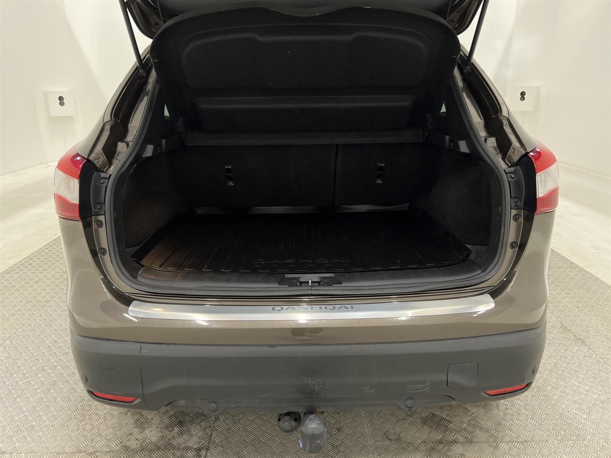 Nissan Qashqai 1.6 dCi 4X4 130hk Tekna M&K-Värm Pano Navi 