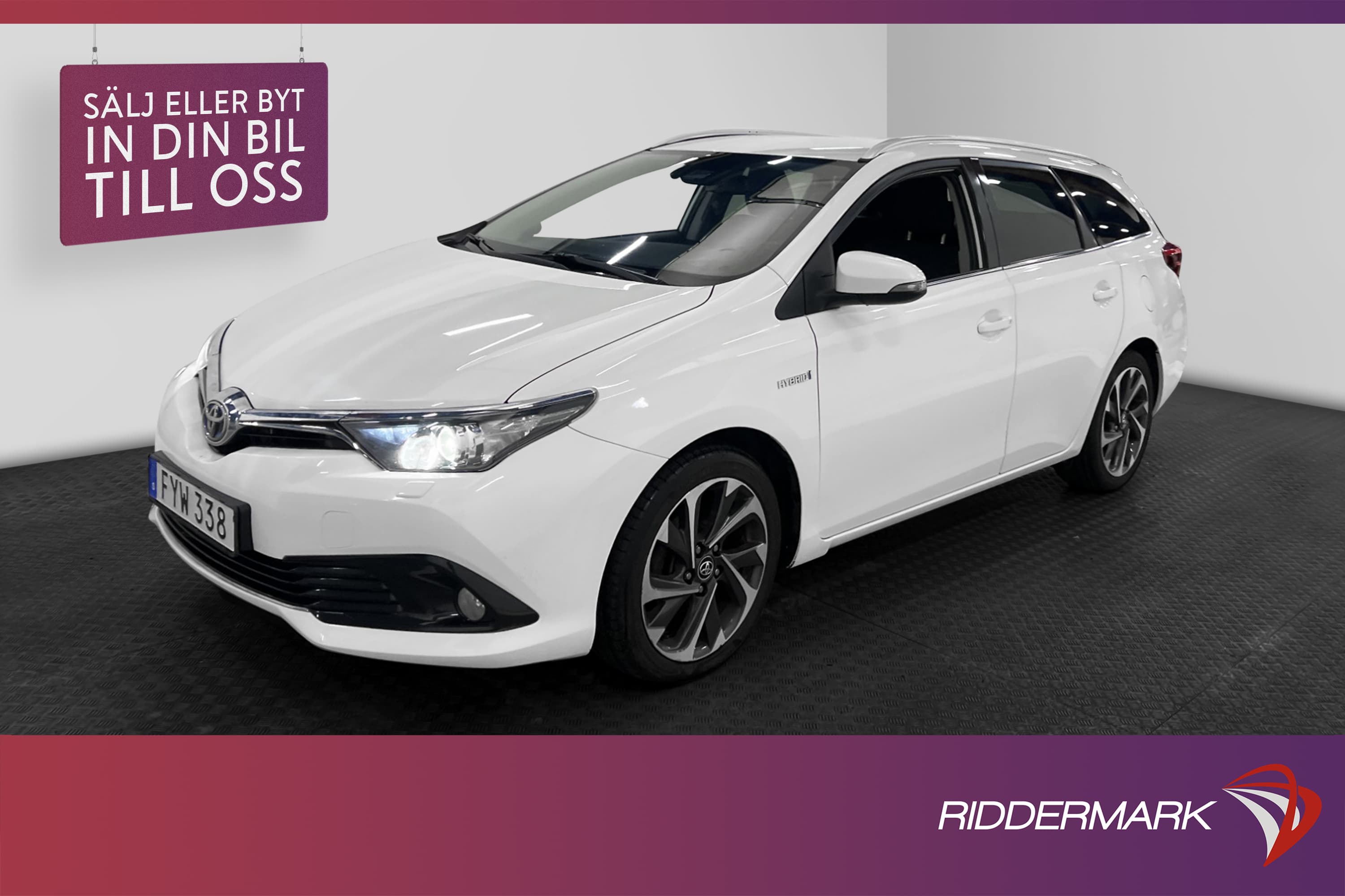 Toyota Auris Touring Sports Hybrid 136hk