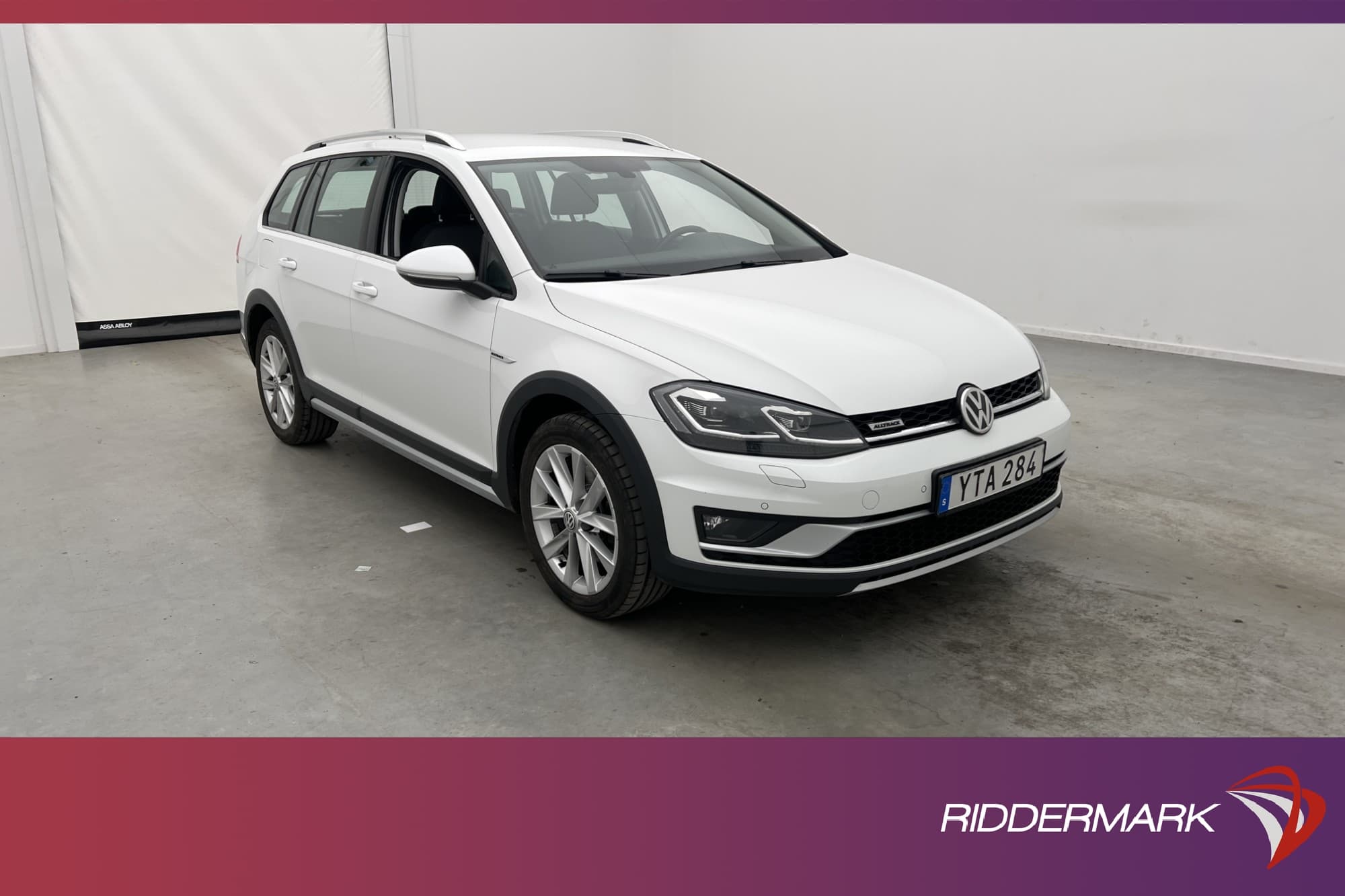 Volkswagen Golf Alltrack TSI 4M 180hk