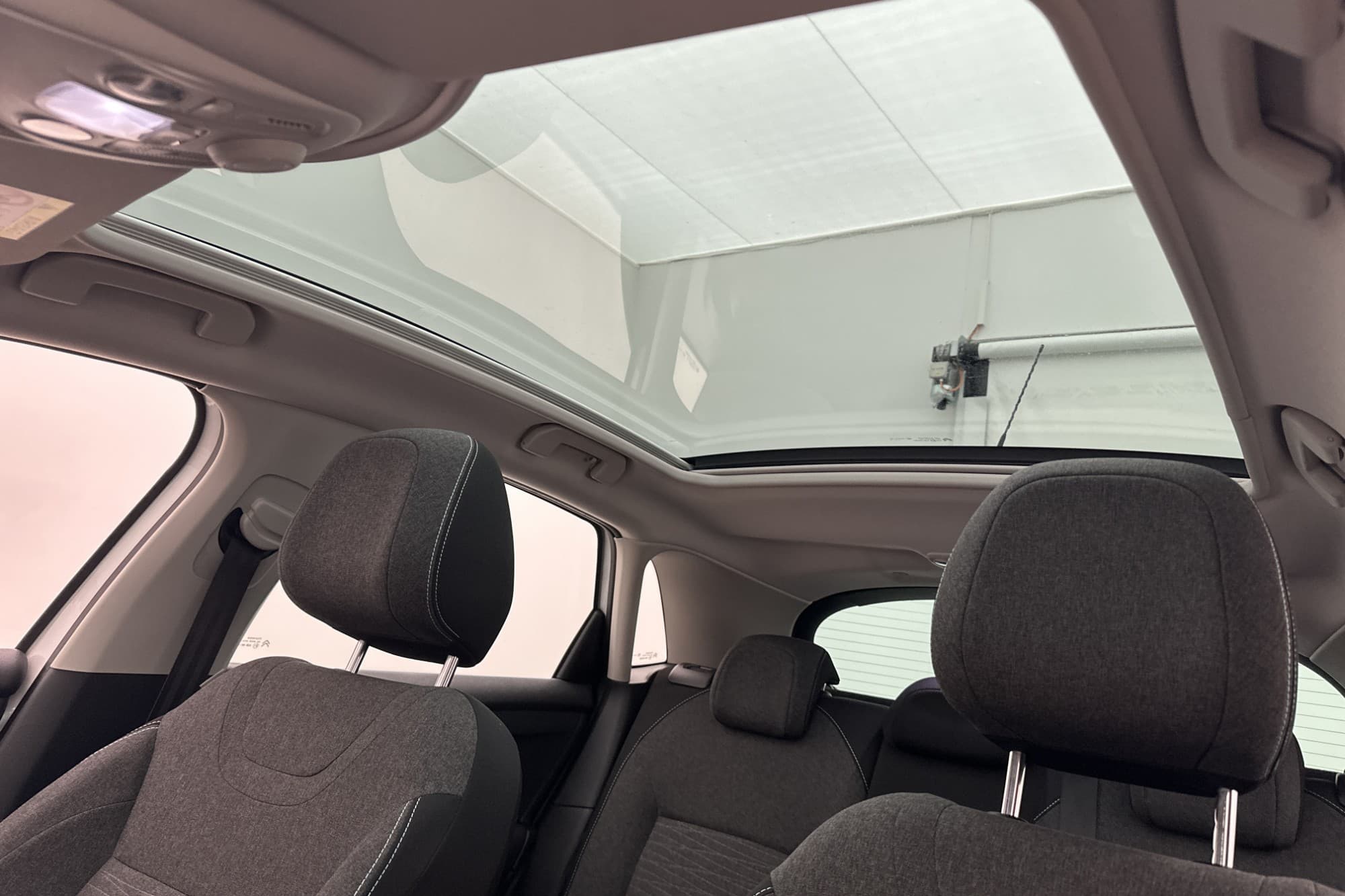 Citroën C4 1.2 PureTech 110hk  Panorama Navi 448kr Skatt