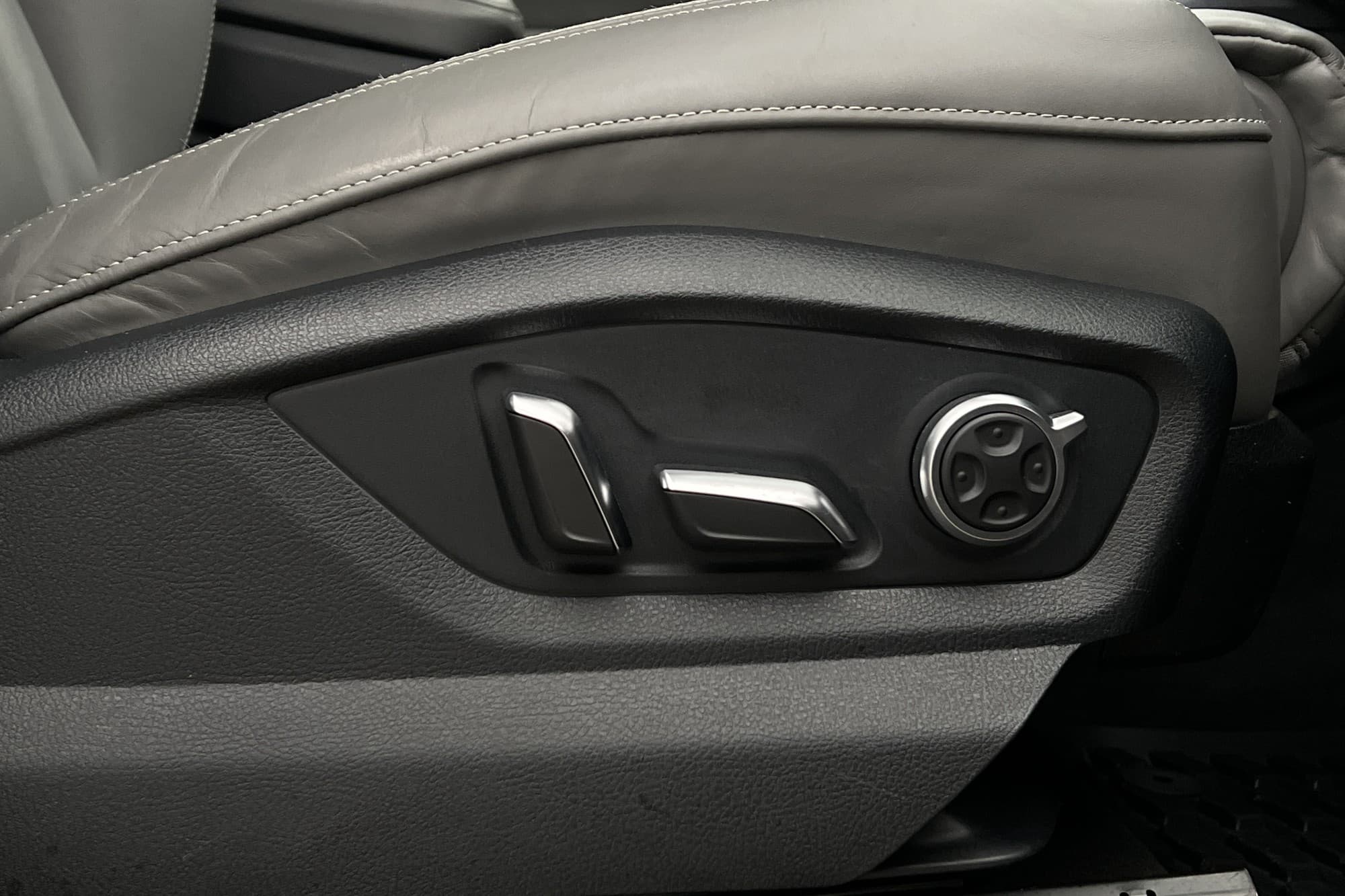 Audi Q7 TDI Q S Line 7-sits Cockpit Pano D-Värm BOSE 272hk