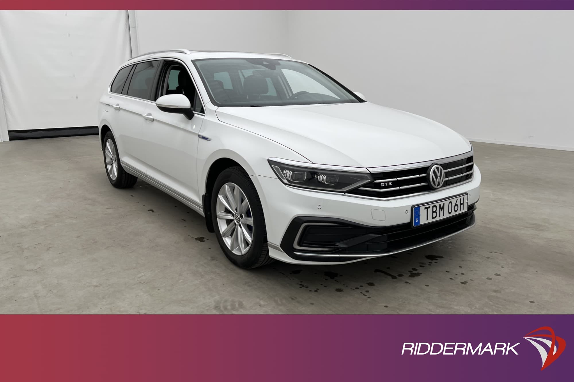 Volkswagen Passat GTE 218hk