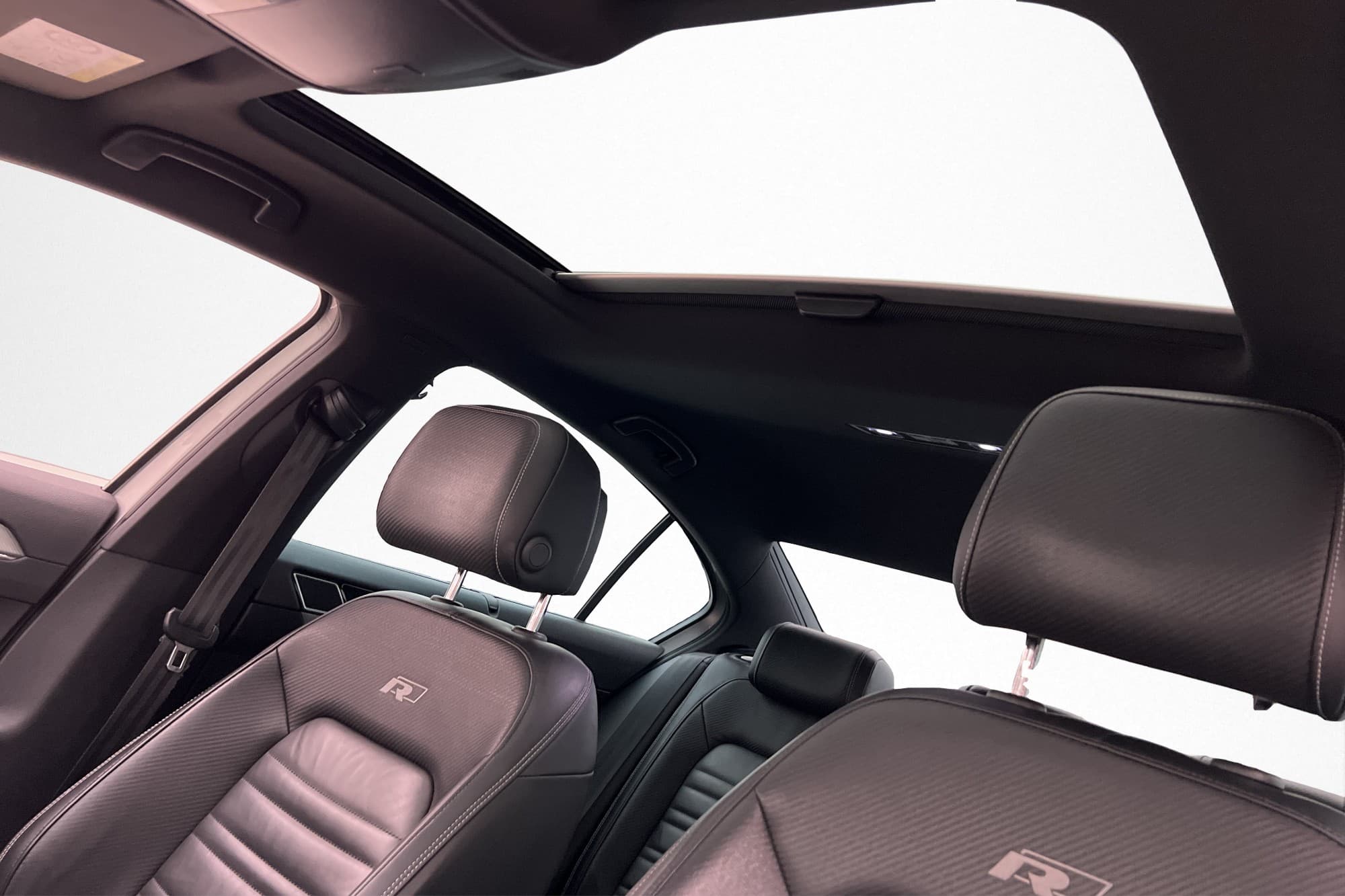 Volkswagen Passat 4M 280hk GTR R-line Dynaudio DCC Taklucka