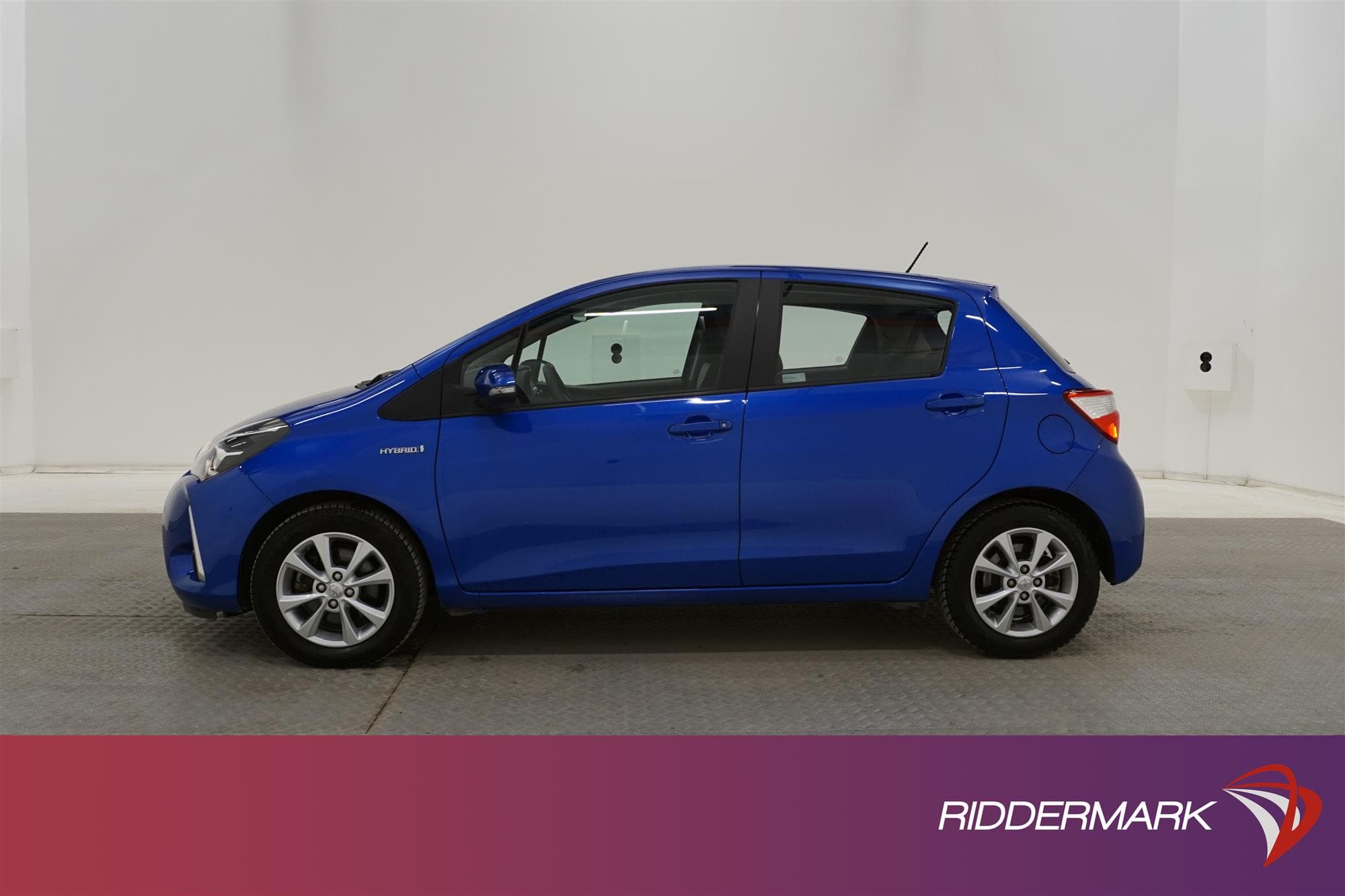 Toyota Yaris Hybrid 101hk