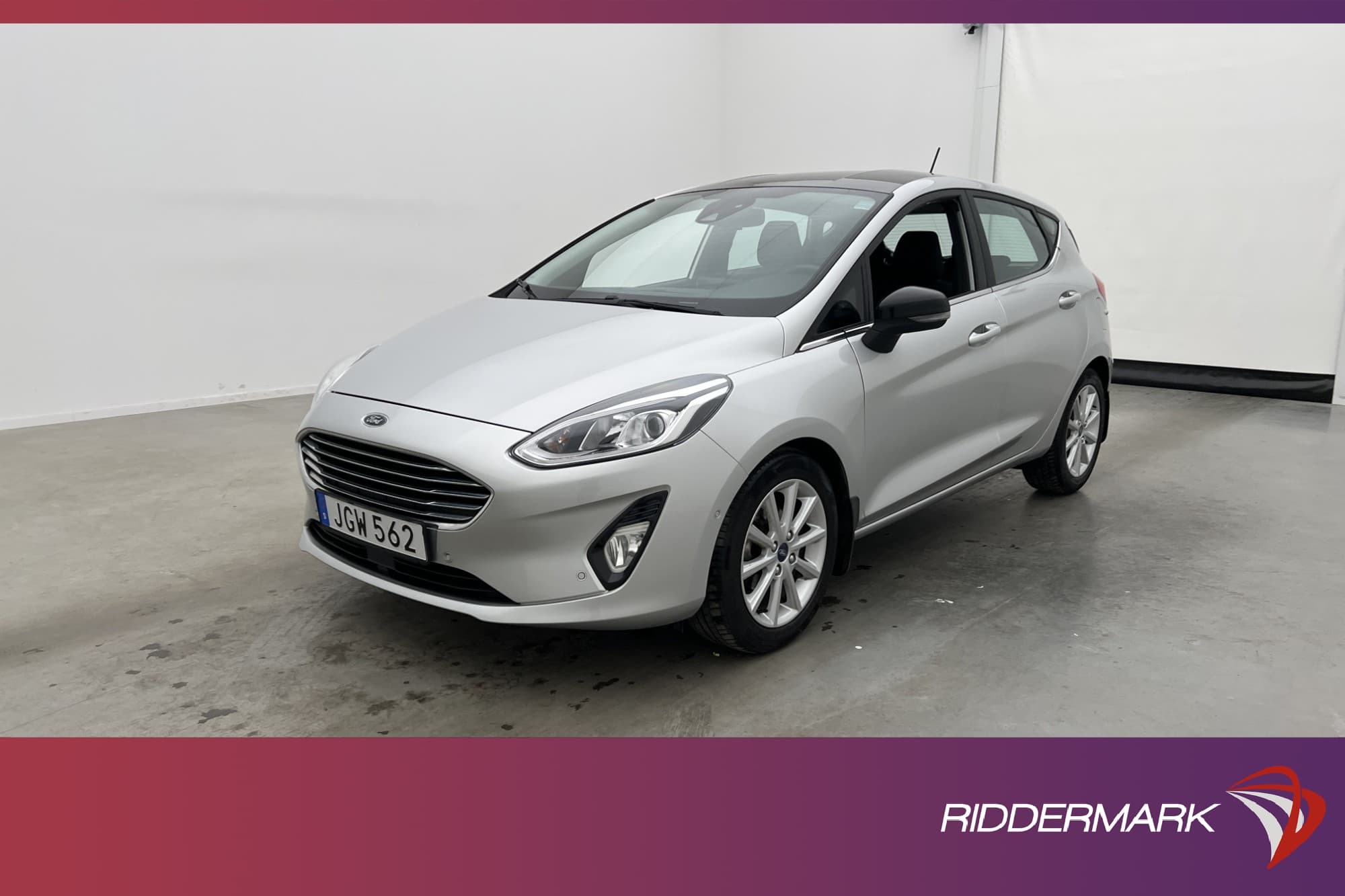 Ford Fiesta EcoBoost 100hk B&O Kamera Navi CarPlay Rattvärme