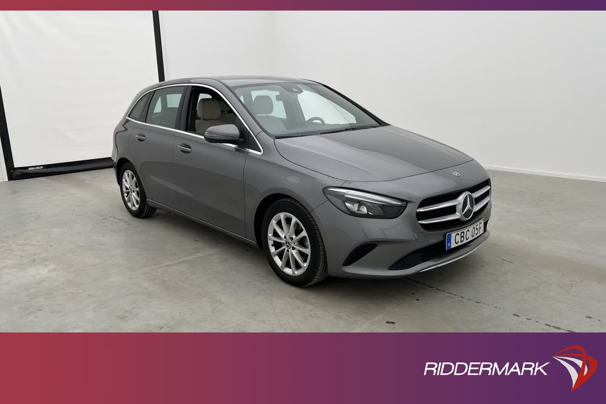 Mercedes-Benz B 180 136hk