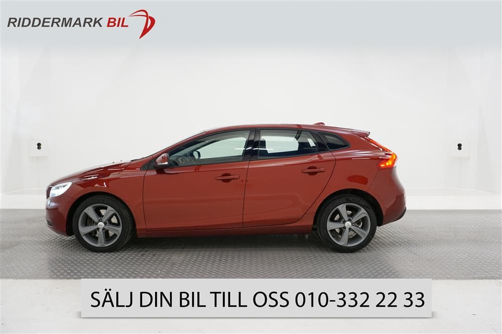 Volvo V40 T2 122hk