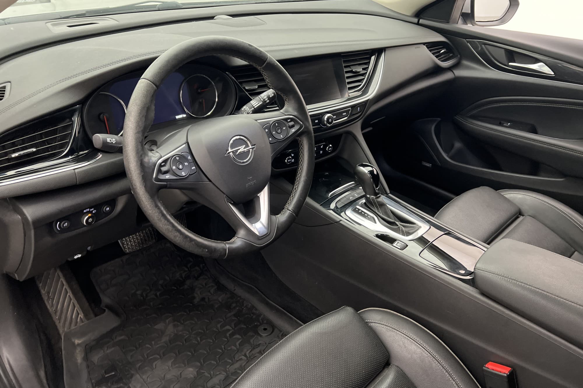 Opel Insignia ST 2.0 CDTI 4x4 OPC Värm BOSE Skinn Navi Drag