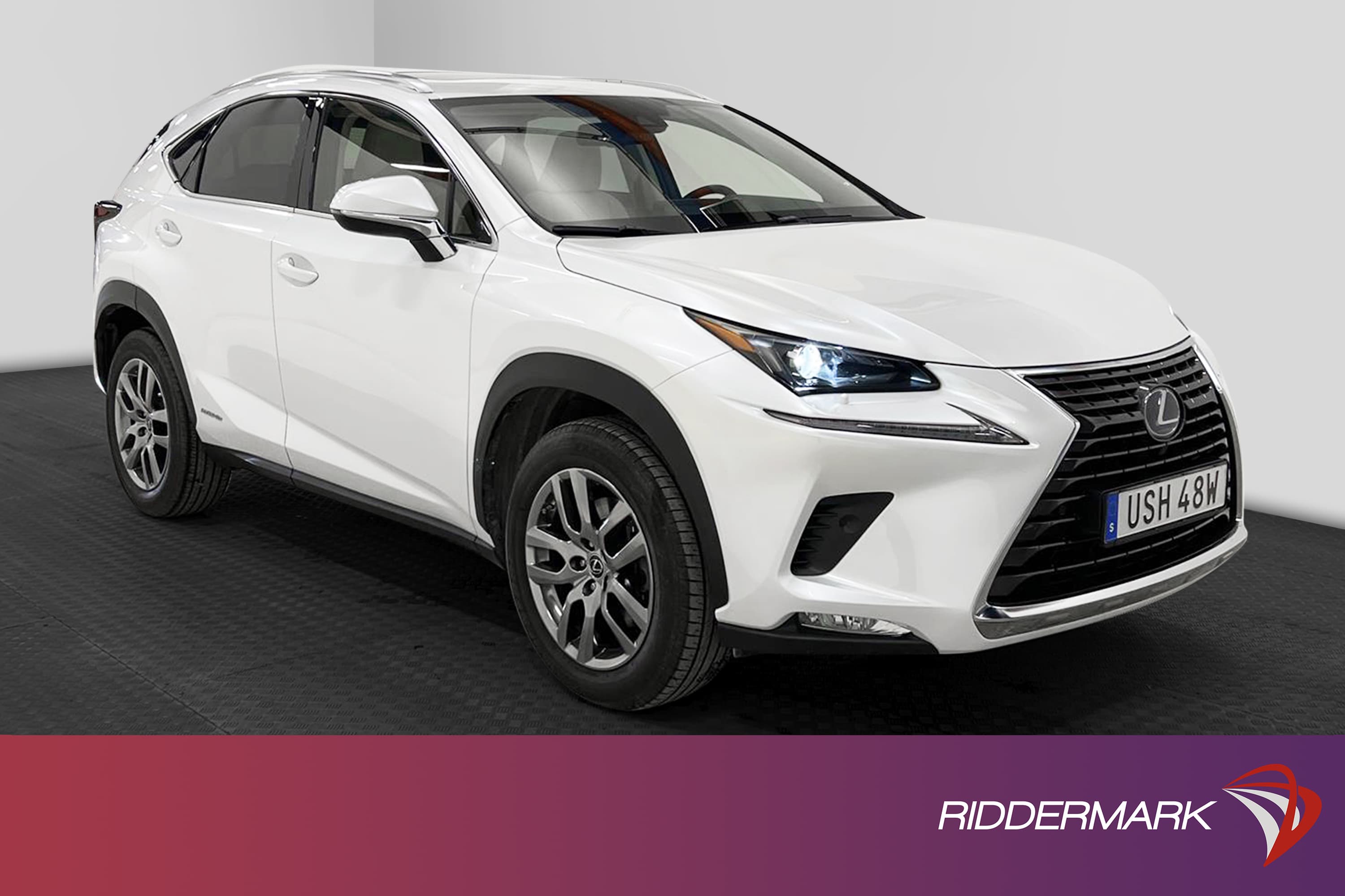Lexus NX 300h AWD 197hk