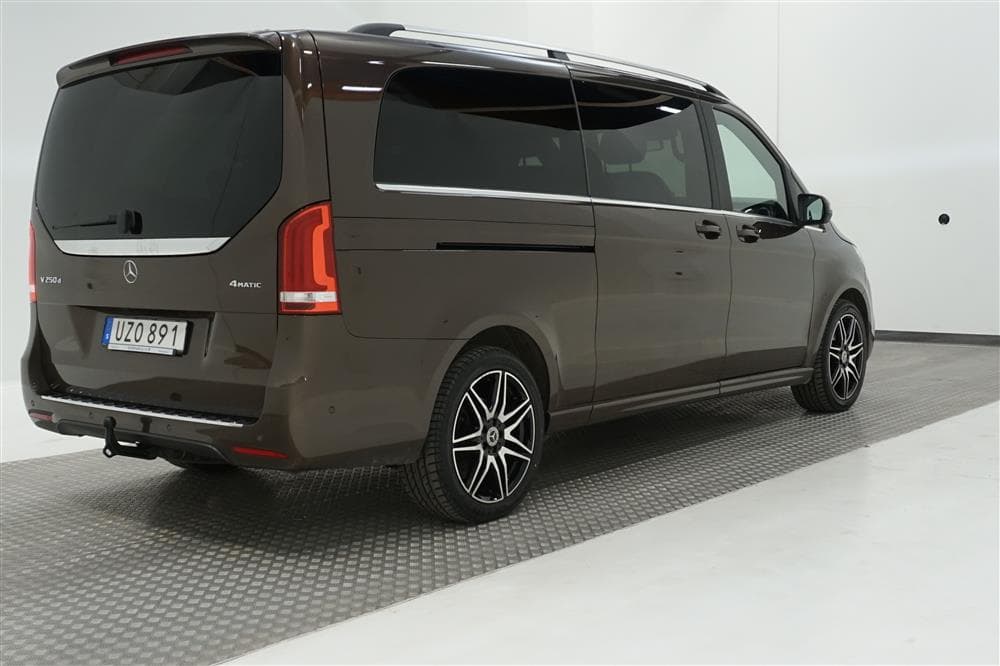 Mercedes V