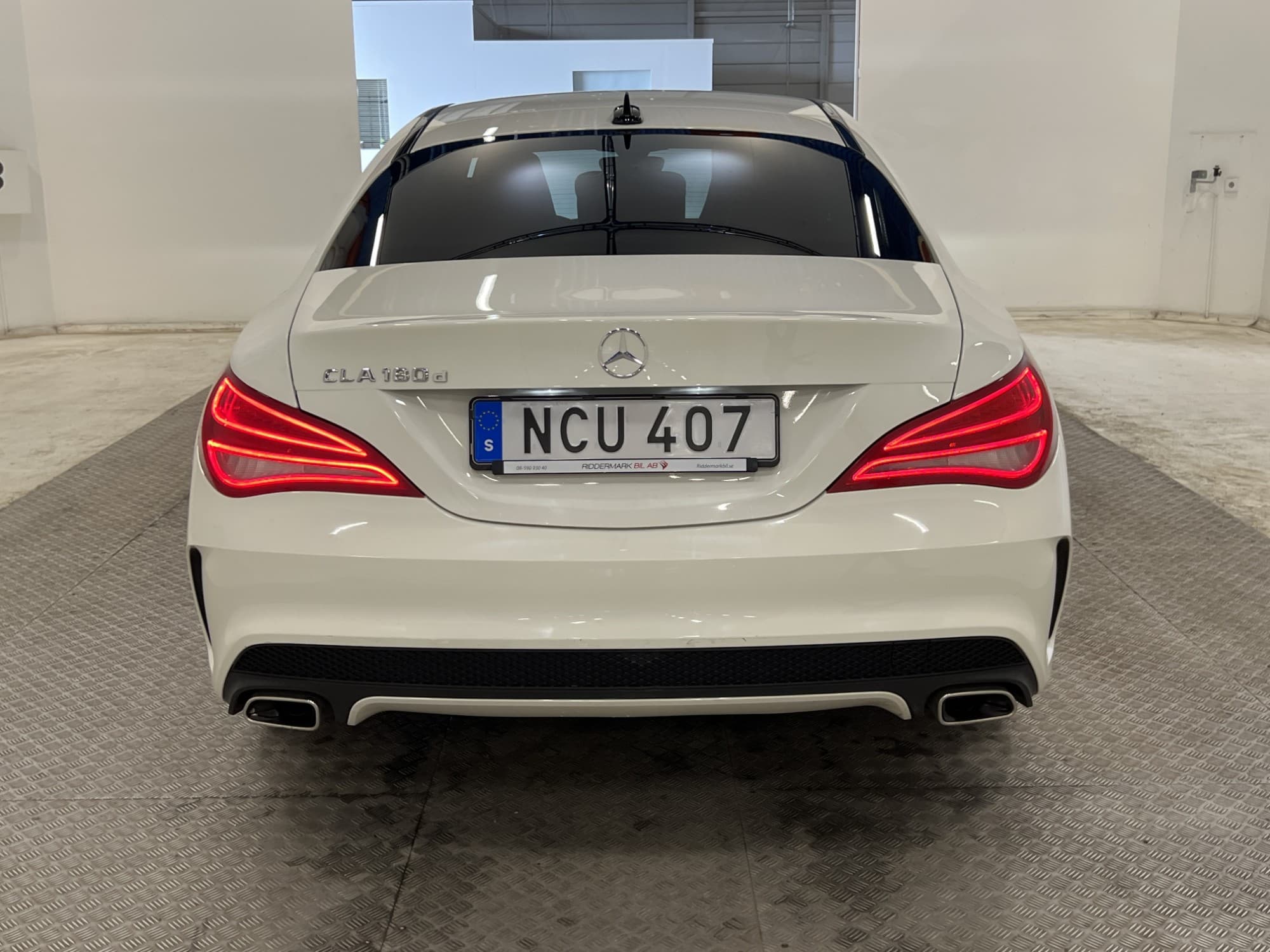 Mercedes-Benz CLA Coupé 180 109hk AMG