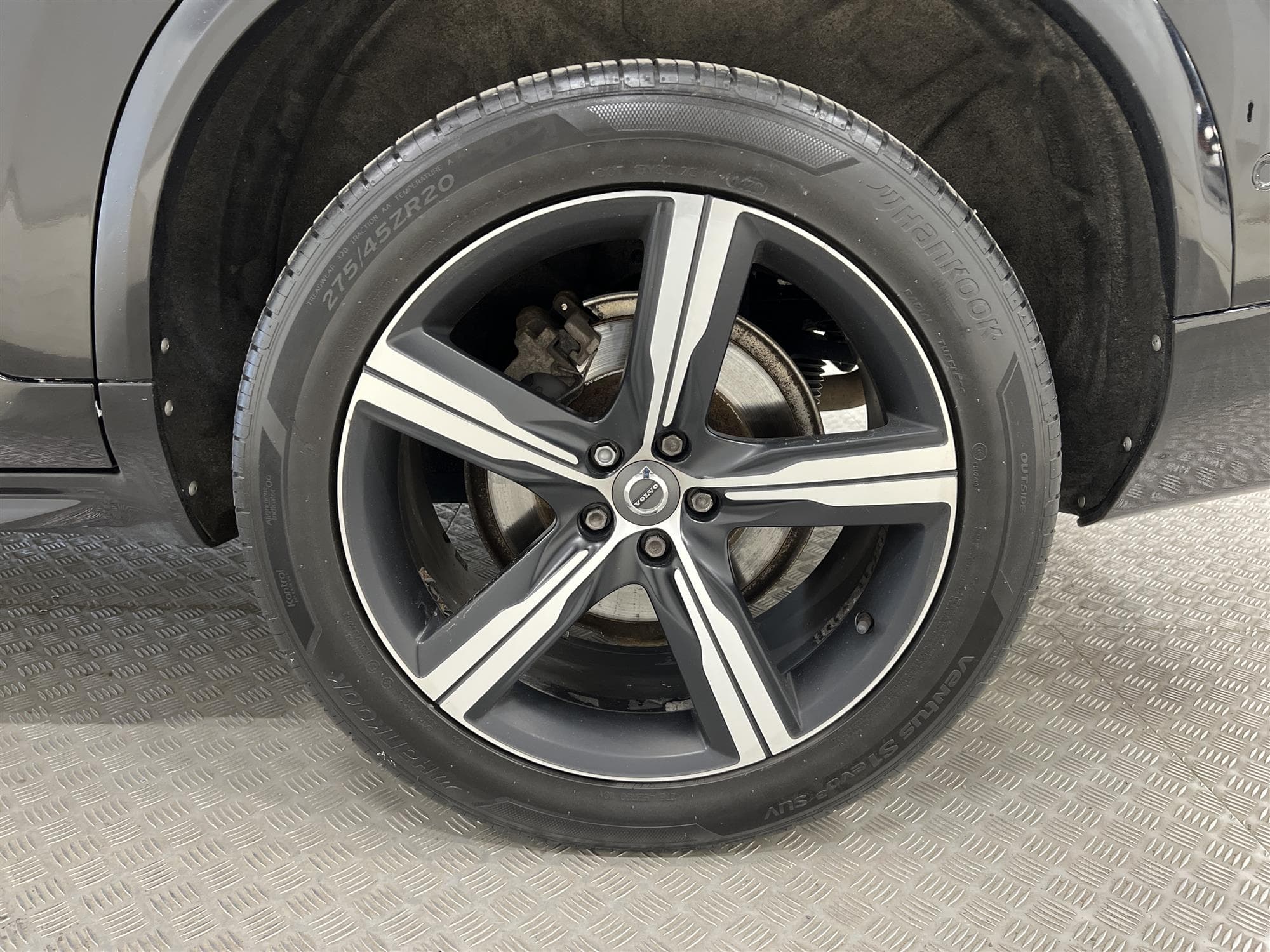 Volvo XC90 D5 AWD 235hk R Design Voc D-Värm Pano HUD 7 Sits