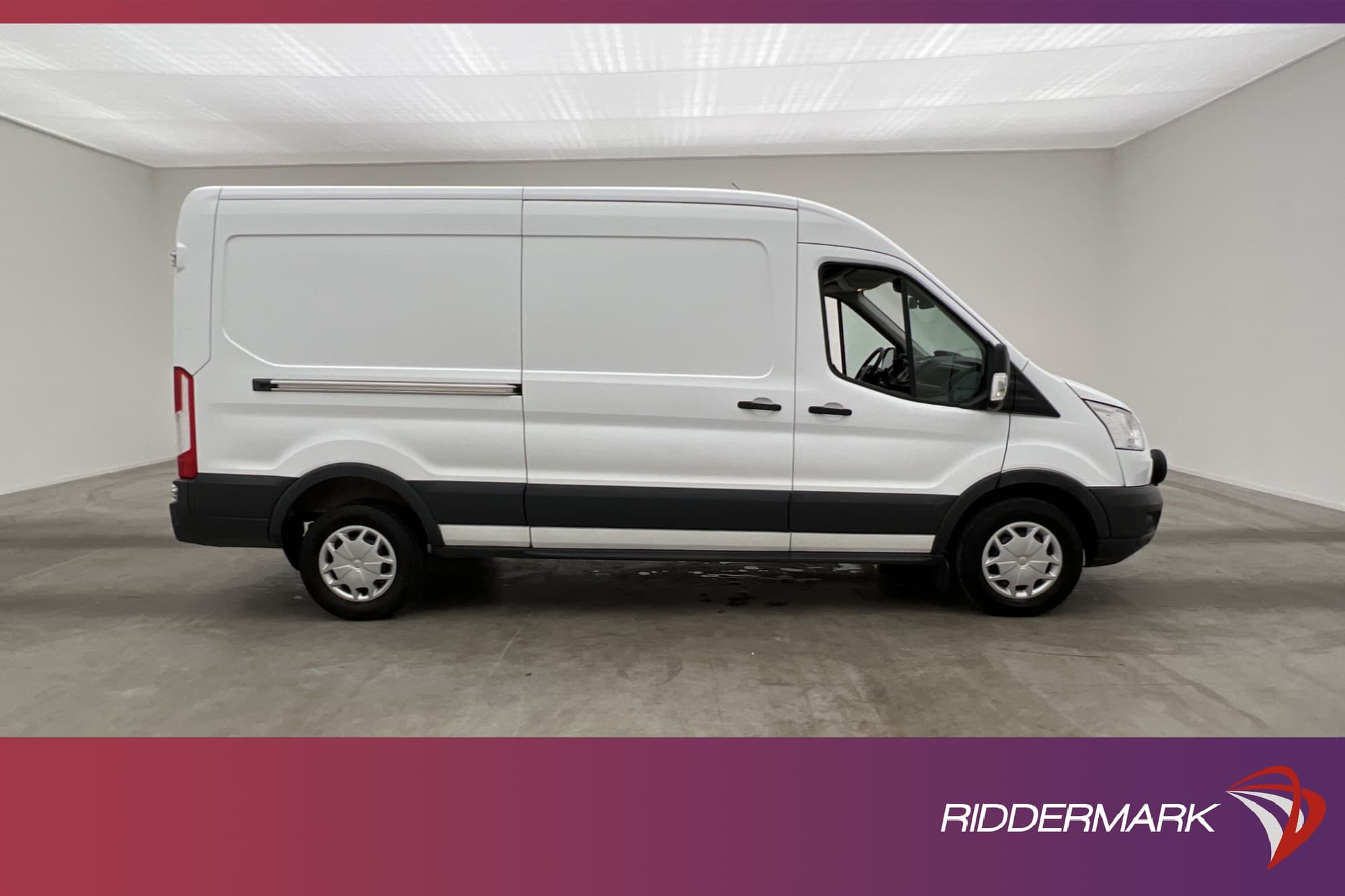 Ford Transit 350 L3H2