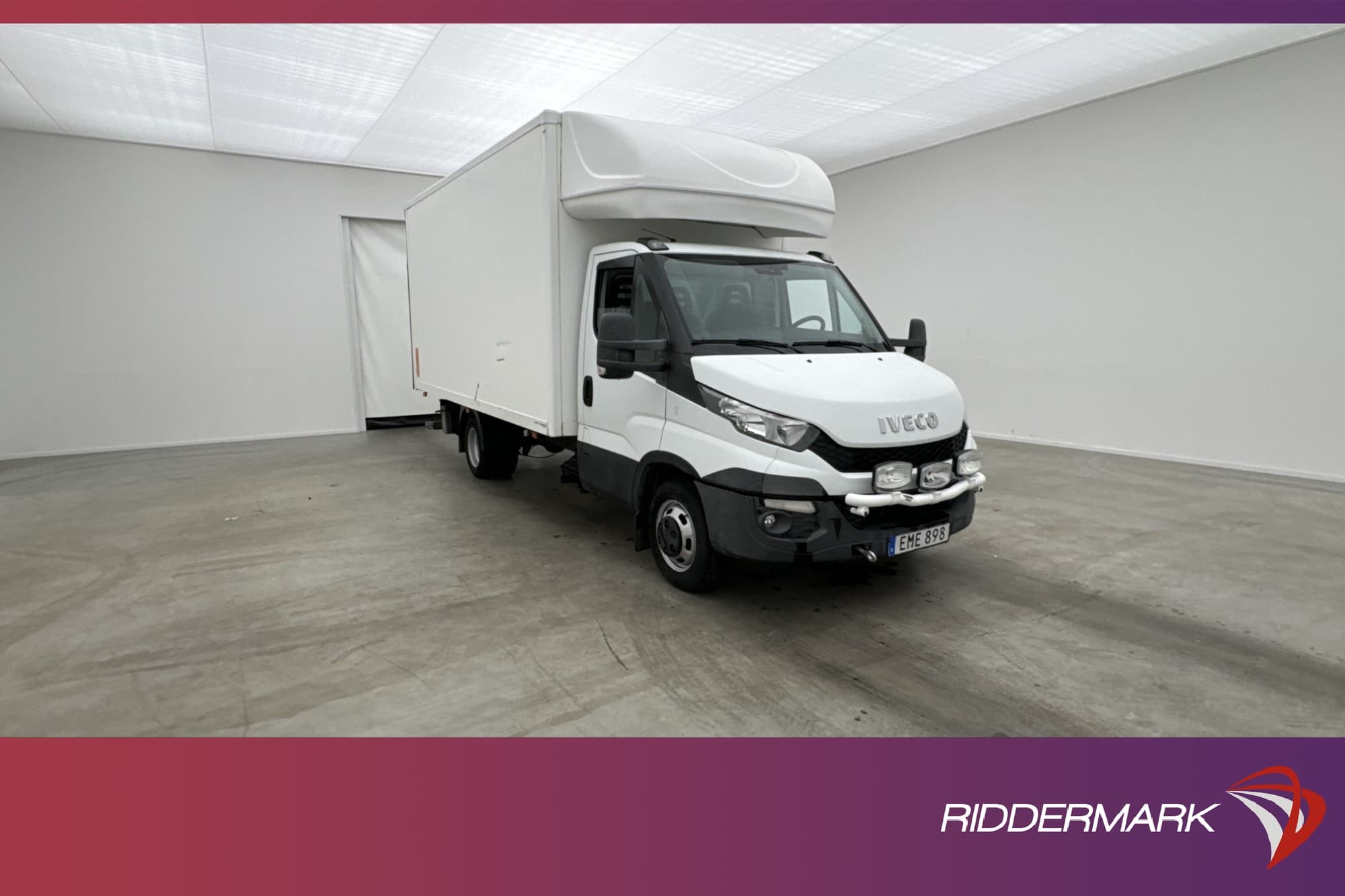 Iveco Daily 3.0 JTD 170hk Bakgavellyft Värmare Dragkrok MOMS