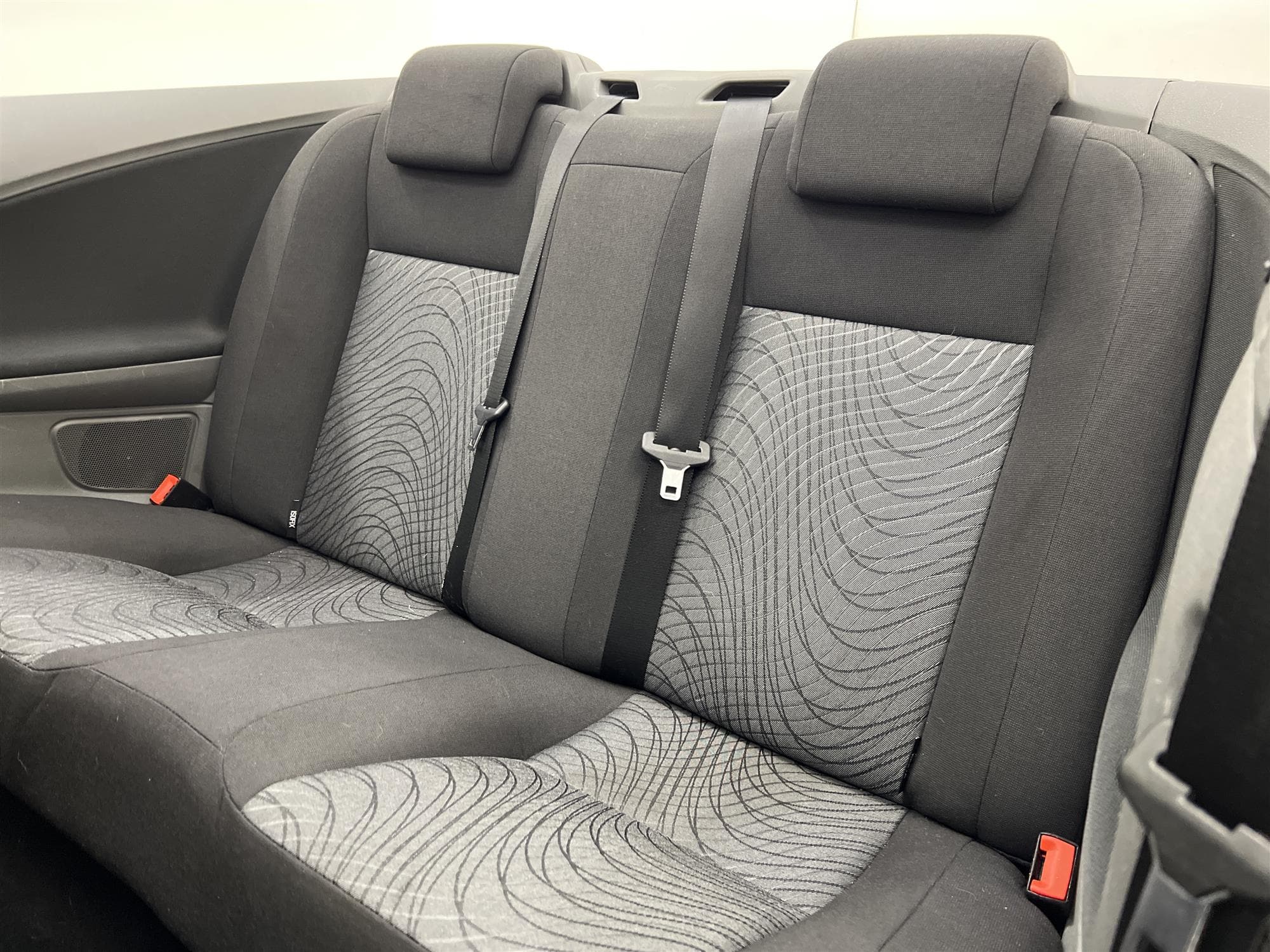 Ford Focus CC 1.6 100hk Luxury Låg Skatt 