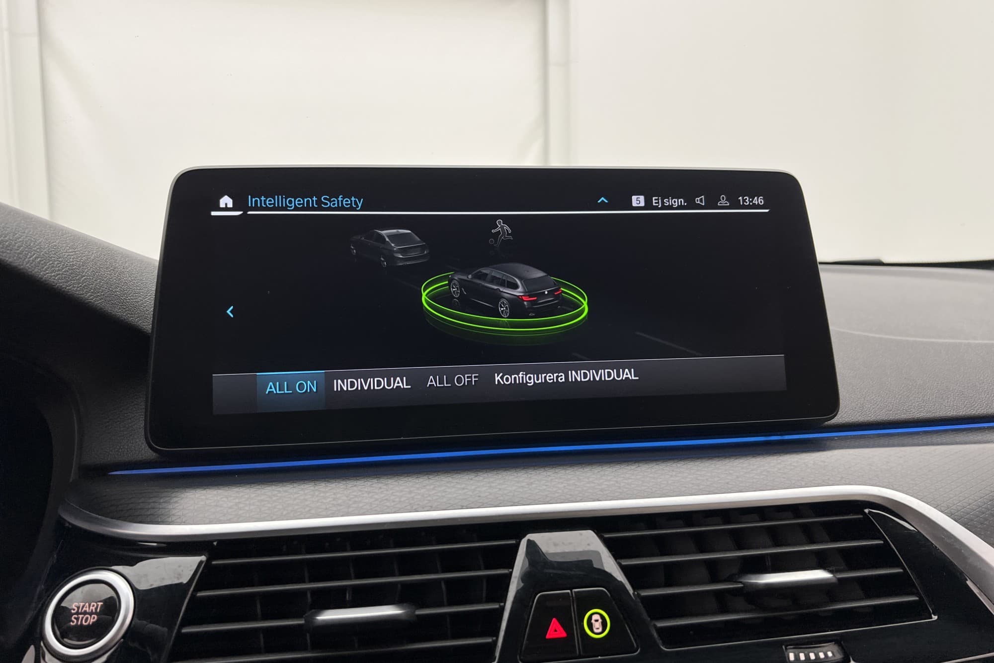 BMW 530e xDrive 292hk M Sport Navi Kamera Drag Skinn Ambient
