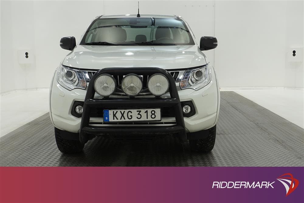 Mitsubishi L200 2.4 DI-D Automat 181hk Navi Kamera Dragkrok