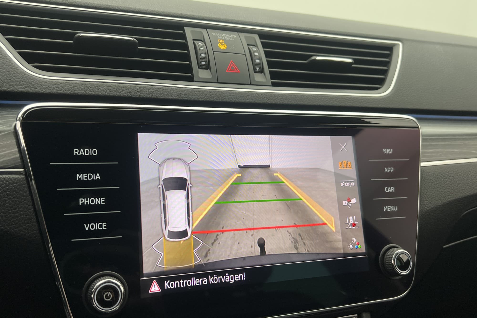 Skoda Superb iV 1.4 Plug-in 218hk Style Värm Canton Cockpit