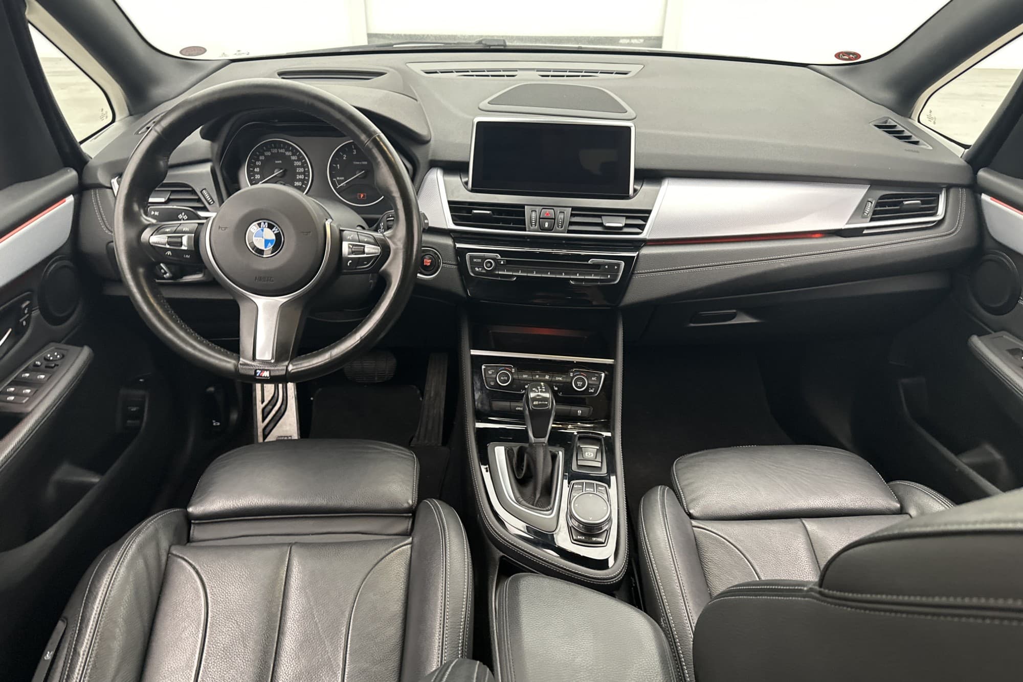 BMW 225xe xDrive Active Tourer M Sport HiFi HUD Navi Skinn