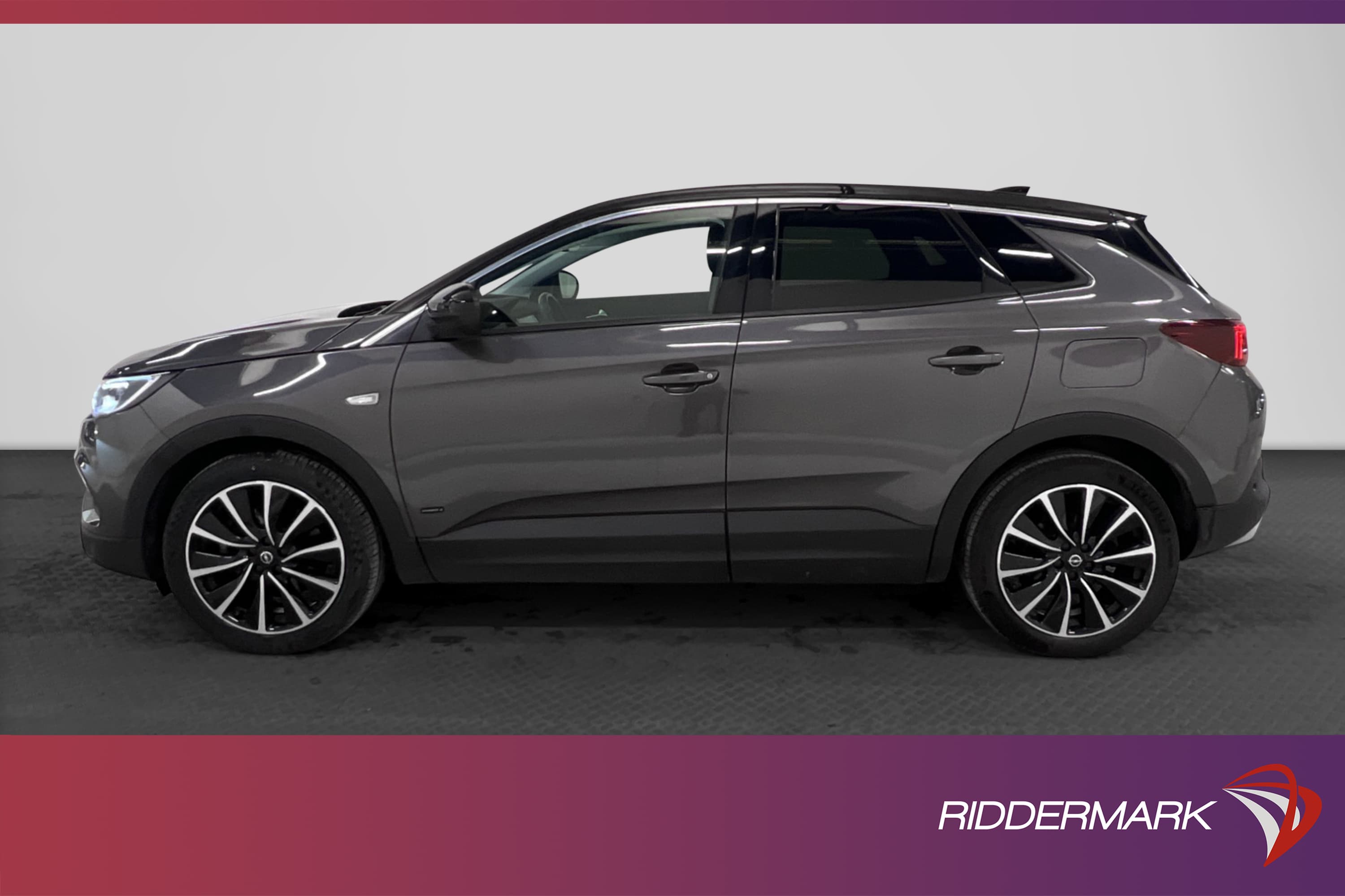 Opel Grandland X Hybrid4 300hk