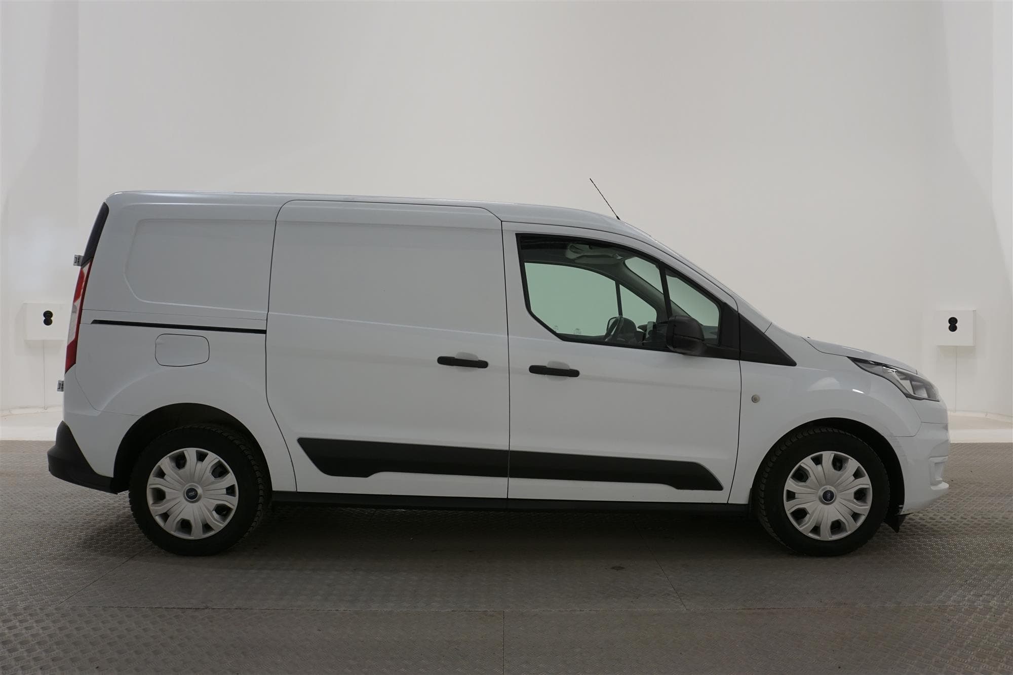 Ford Transit Connect 120hk LWB Drag Kamera Värmare Moms 
