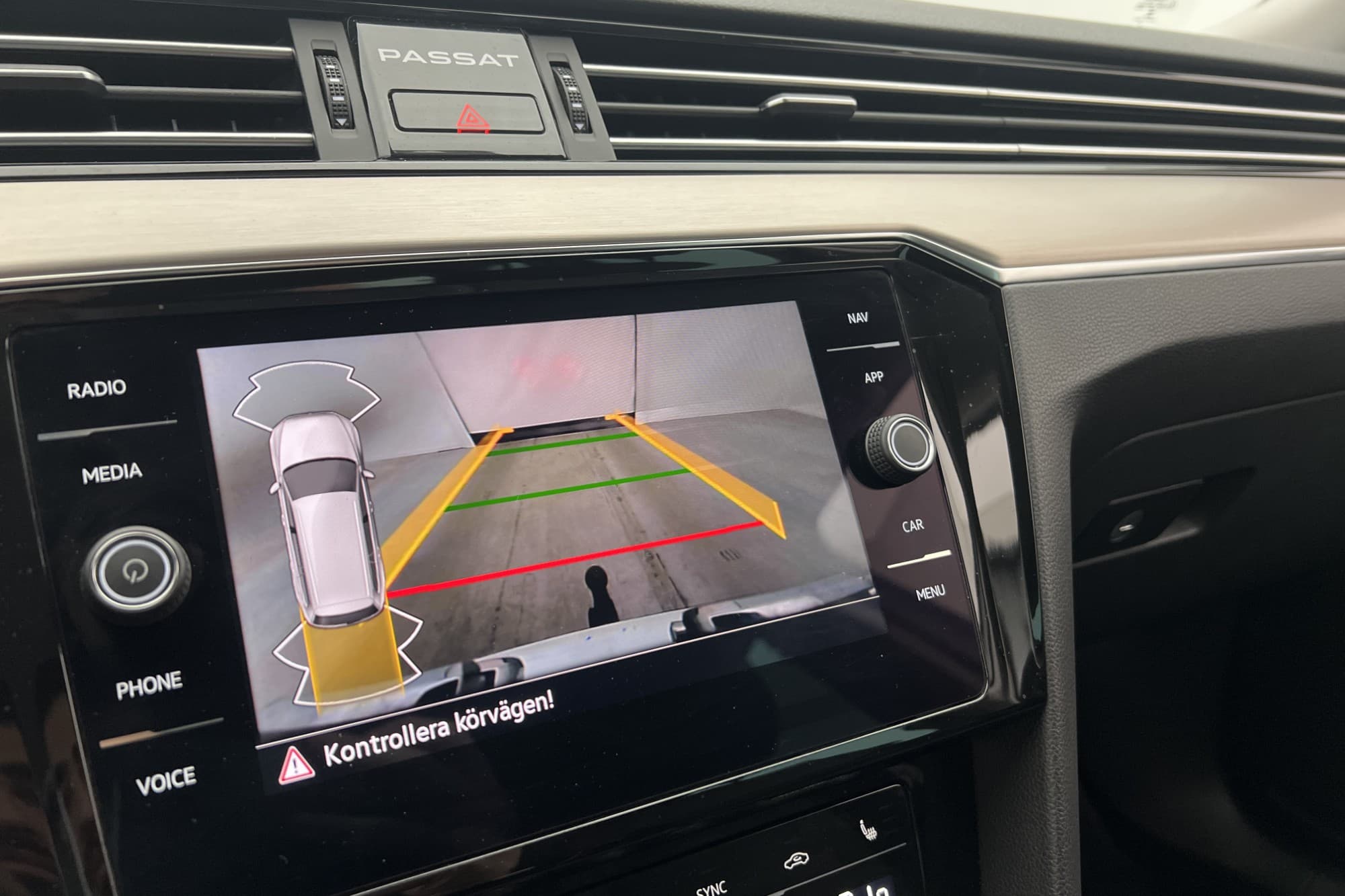 Volkswagen Passat 4M 200hk R-Line D-Värm Cockpit Kamera Drag