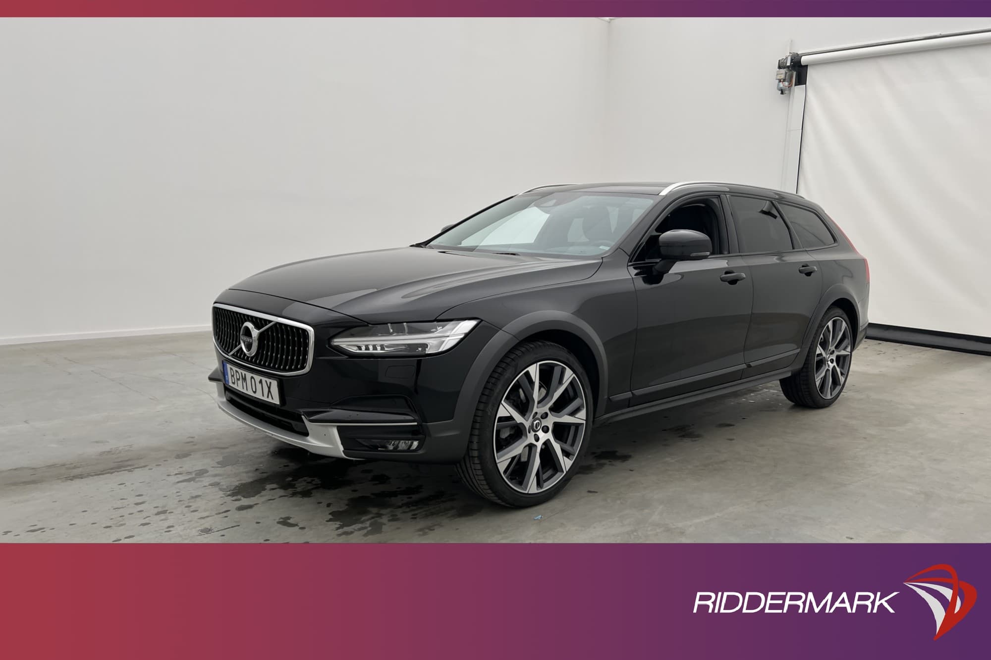 Volvo V90 Cross Country D4 AWD