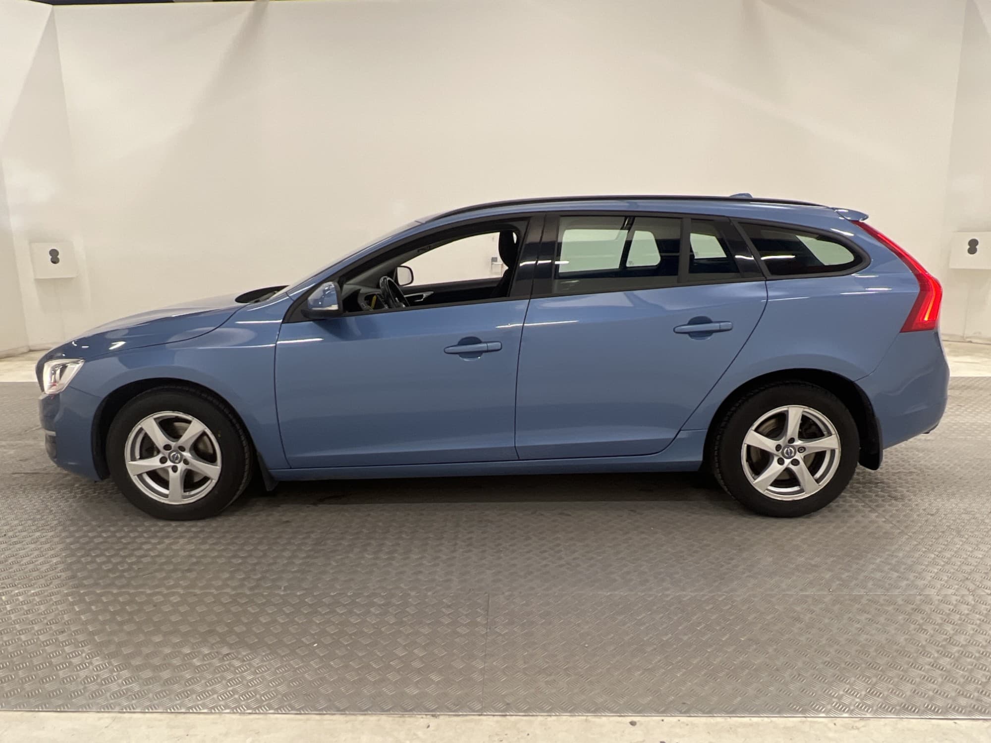 Volvo V60 D2 115hk