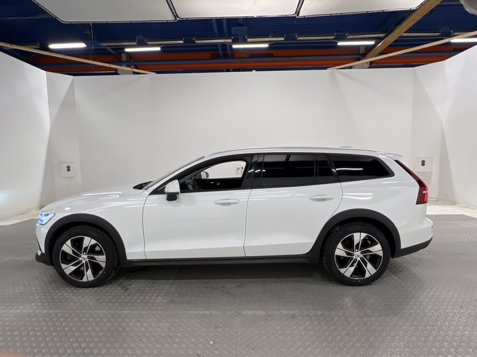 Volvo V60 Cross Country D4 AWD 190hk
