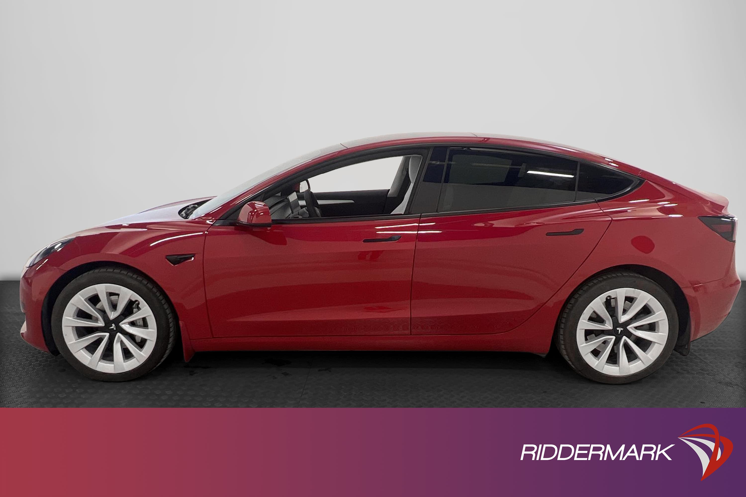 Tesla Model 3 Standard Range Plus