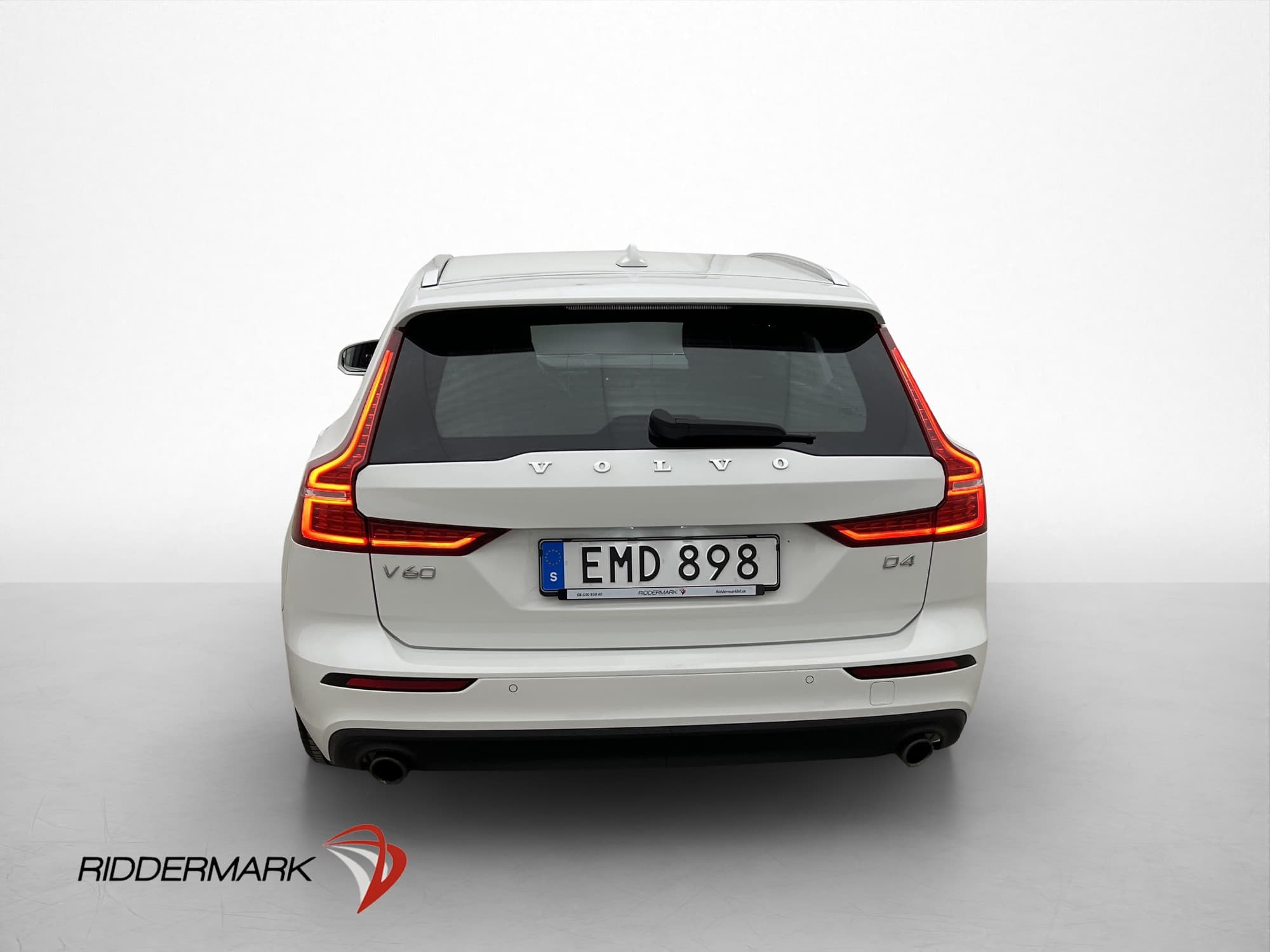 Volvo V60 D4 Momentum Värmare BLIS Keyless Rattvärme MOMS
