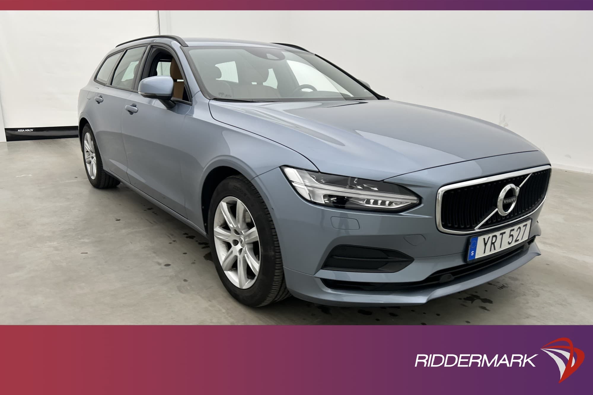 Volvo V90 D4 AWD