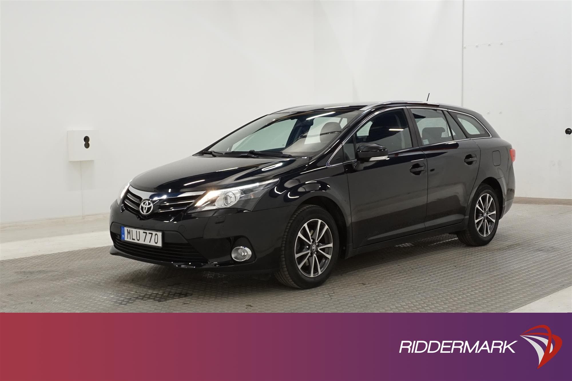 Toyota Avensis 1.8 147hk M&K-Värmare