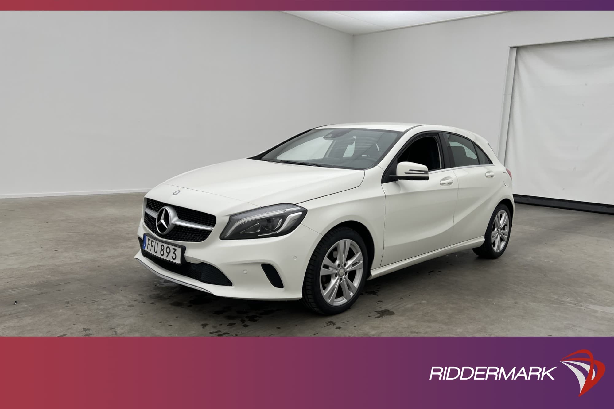 Mercedes-Benz A 180 109hk